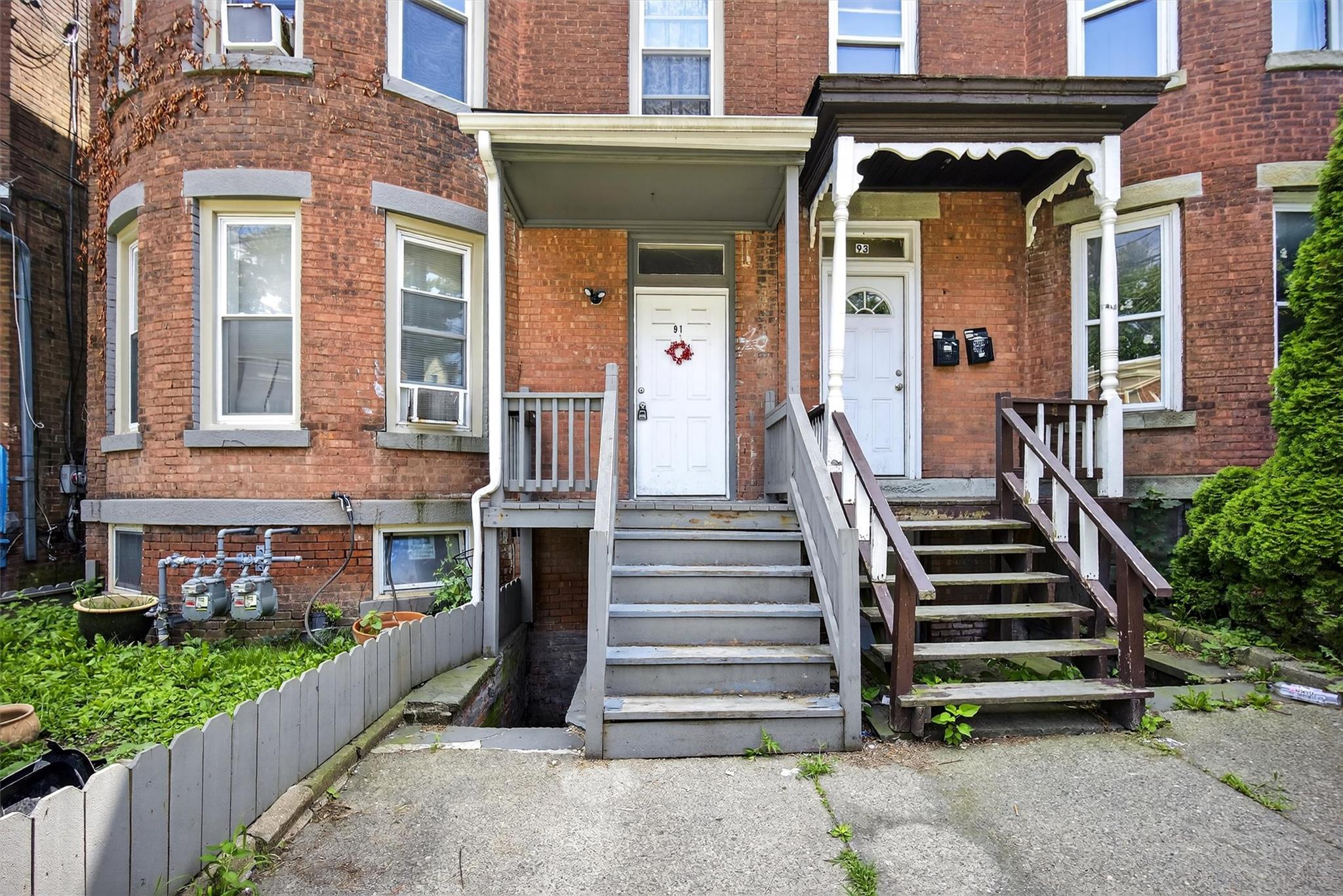 #4 photo, 91 Carson Avenue, Newburgh , NY 12550