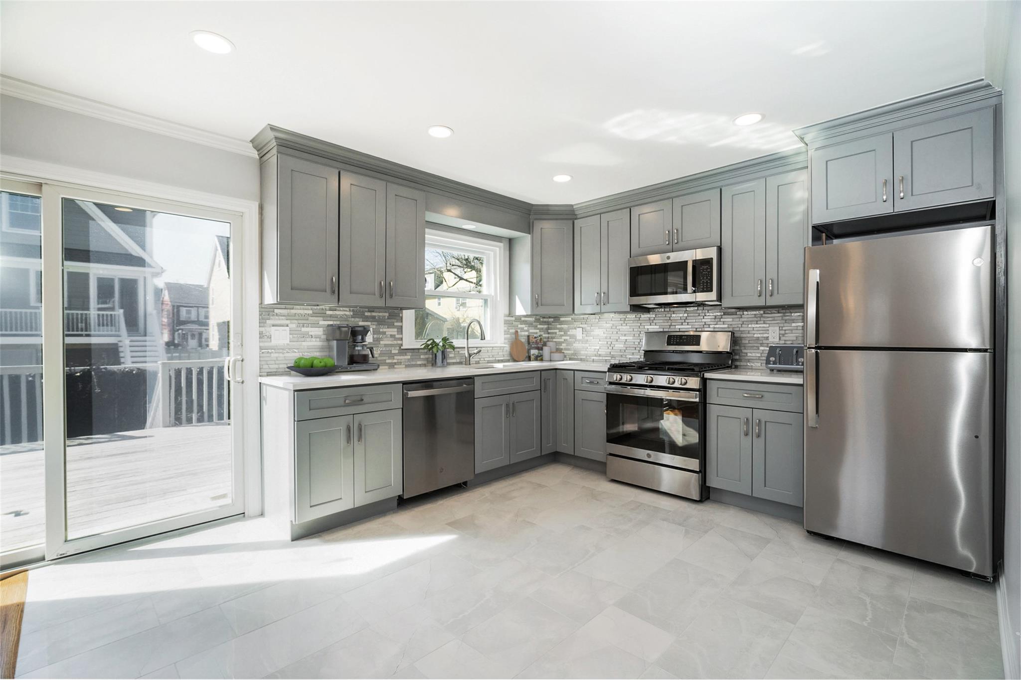 #1 photo, 80 Nelson Avenue, Harrison , NY 10528