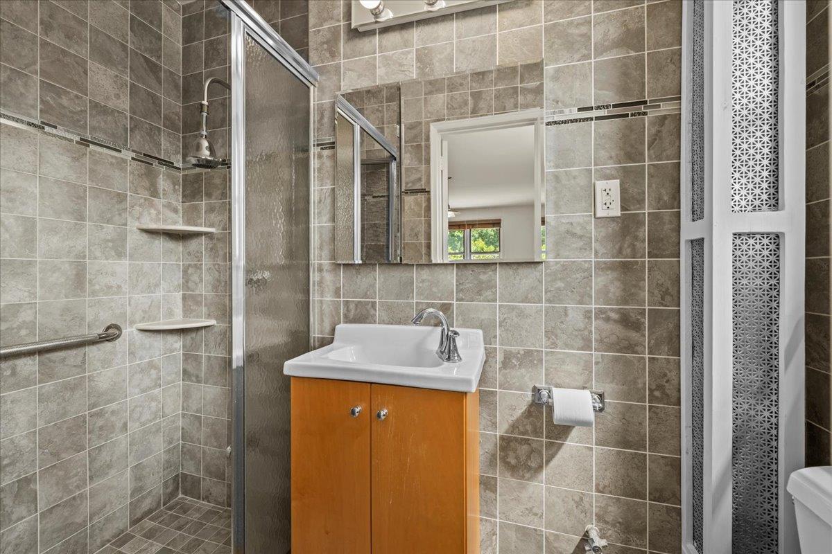 #14 photo, 3720 INDEPENDENCE Avenue, Central Riverdale , NY 10463