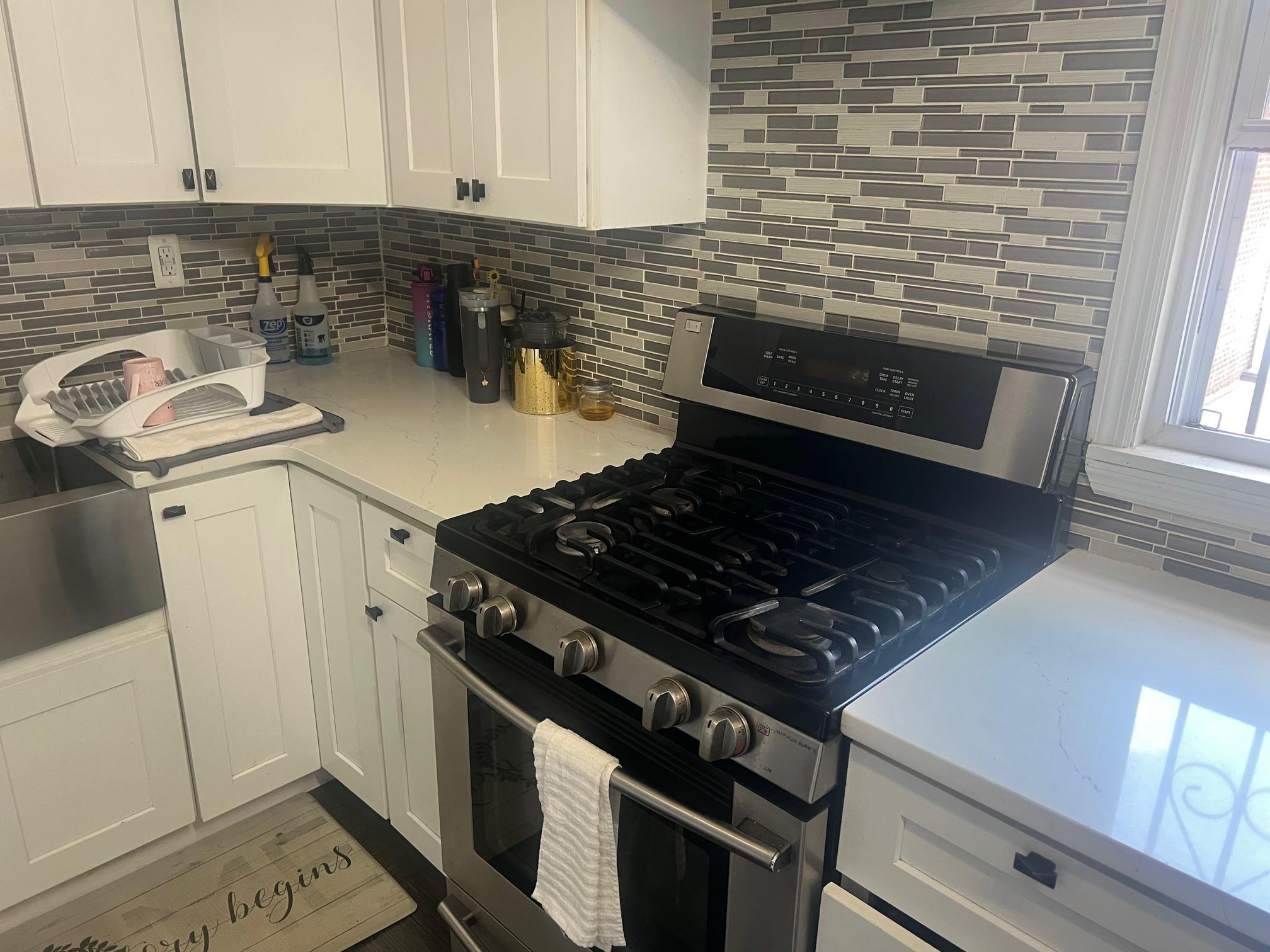 #7 photo, 37-13 104th Street, クイーンズ区 Corona , NY 11368