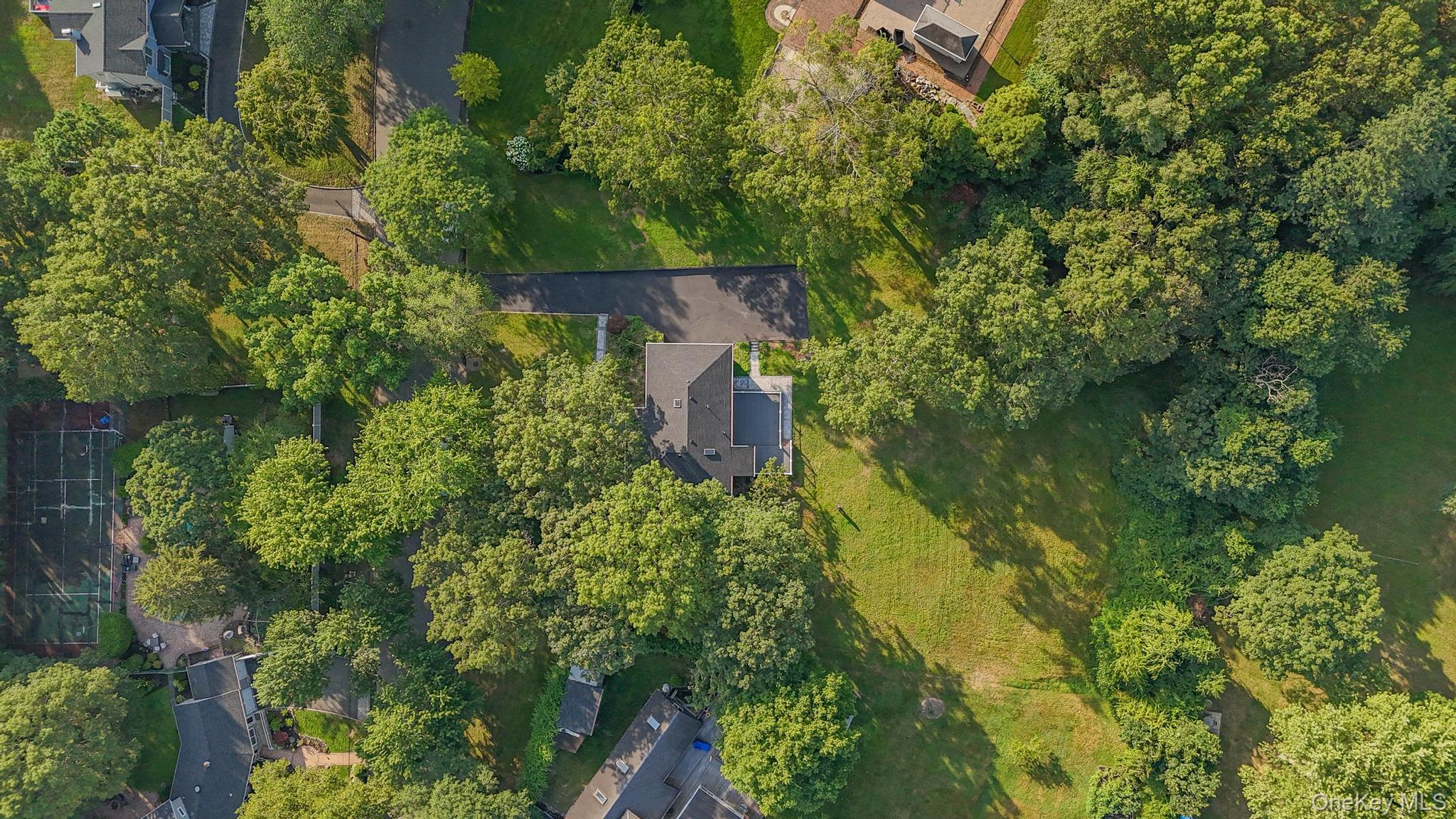 #10 photo, 4 Wintergreen Drive, Melville , NY 11747