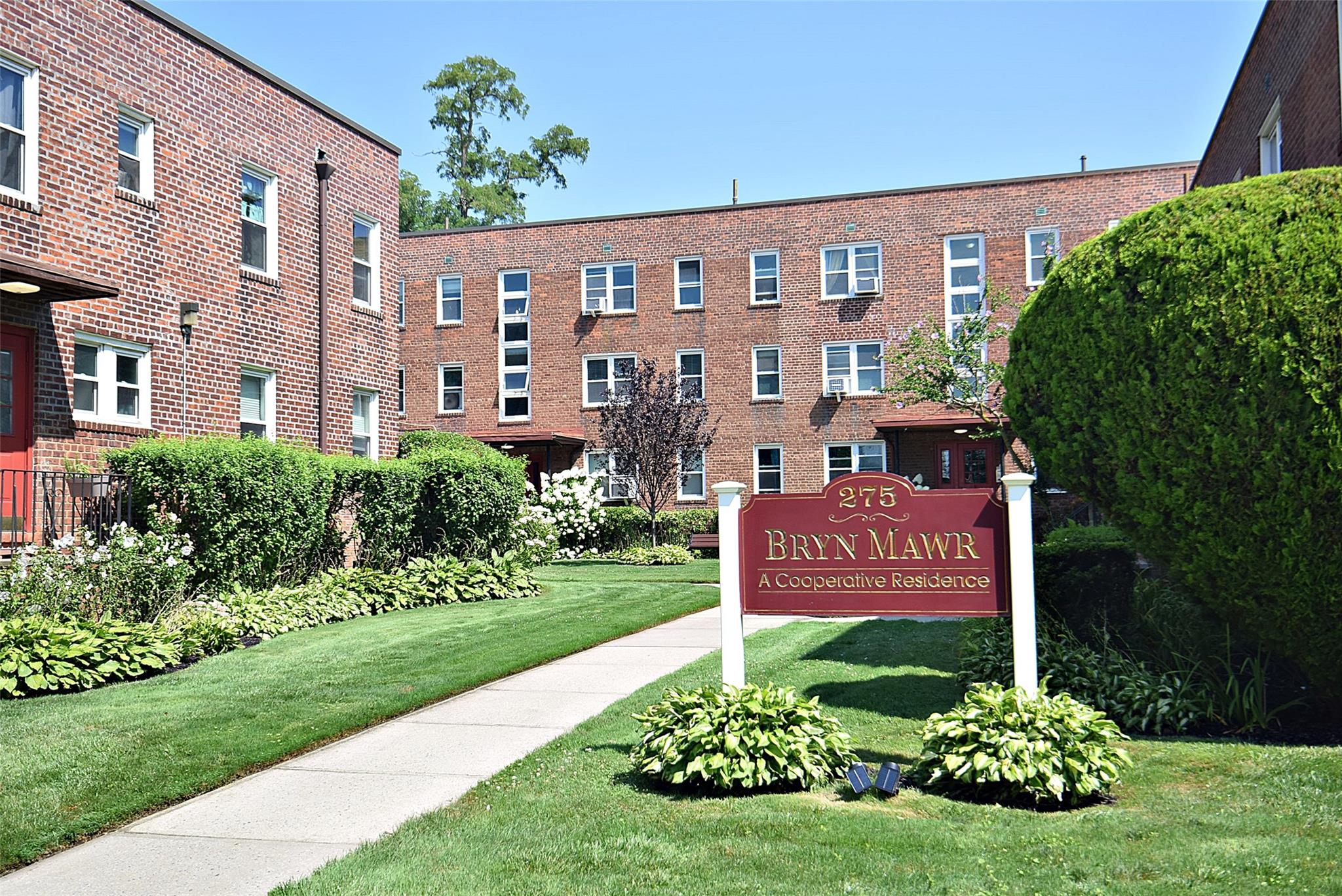 #1 photo, 275 Maple Avenue, 长岛 Rockville Centre , NY 11570