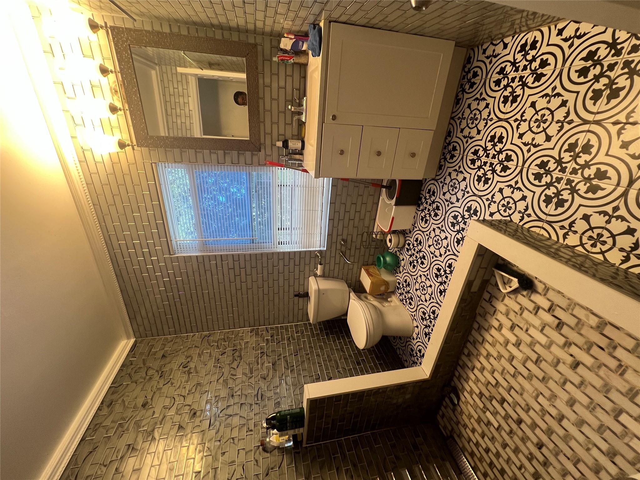 #10 photo, 18822 119th Avenue, クイーンズ区 Saint Albans , NY 11412