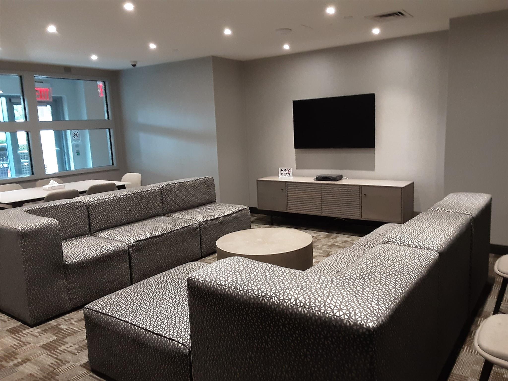 #12 photo, 100 Jay Street, ブルックリン区 Brooklyn , NY 11201