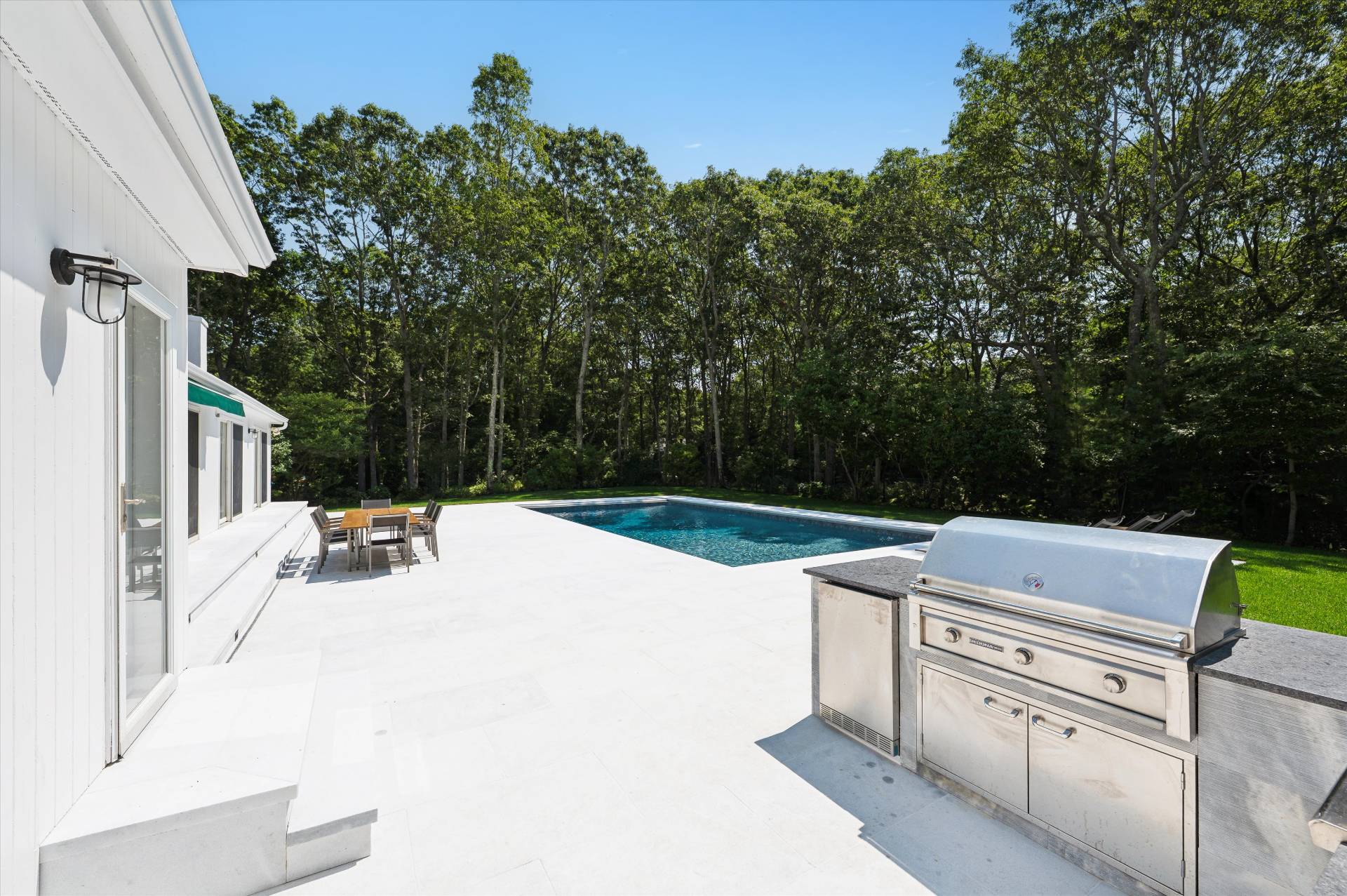 #24 photo, 14 Livery Lane, サフォーク郡 East Hampton , NY 11937