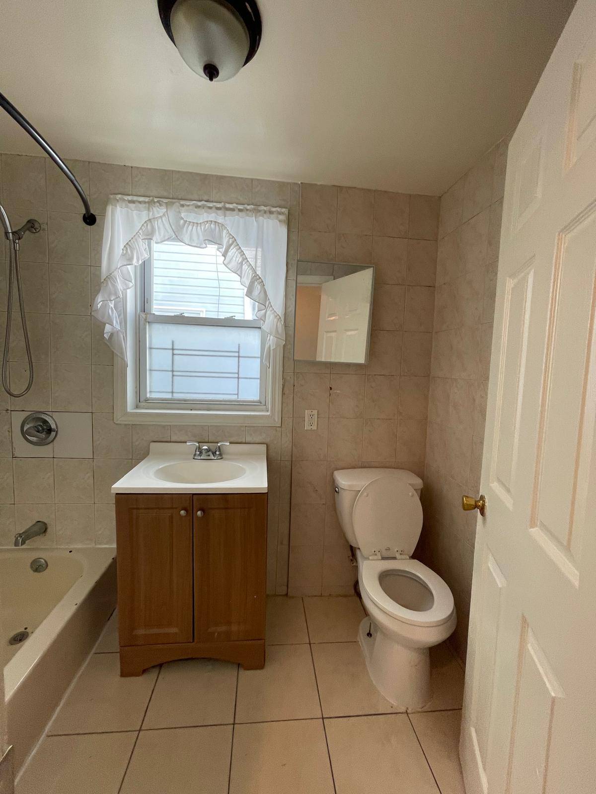 #7 photo, 194-42 Murdock Avenue, クイーンズ区 Queens , NY 11412