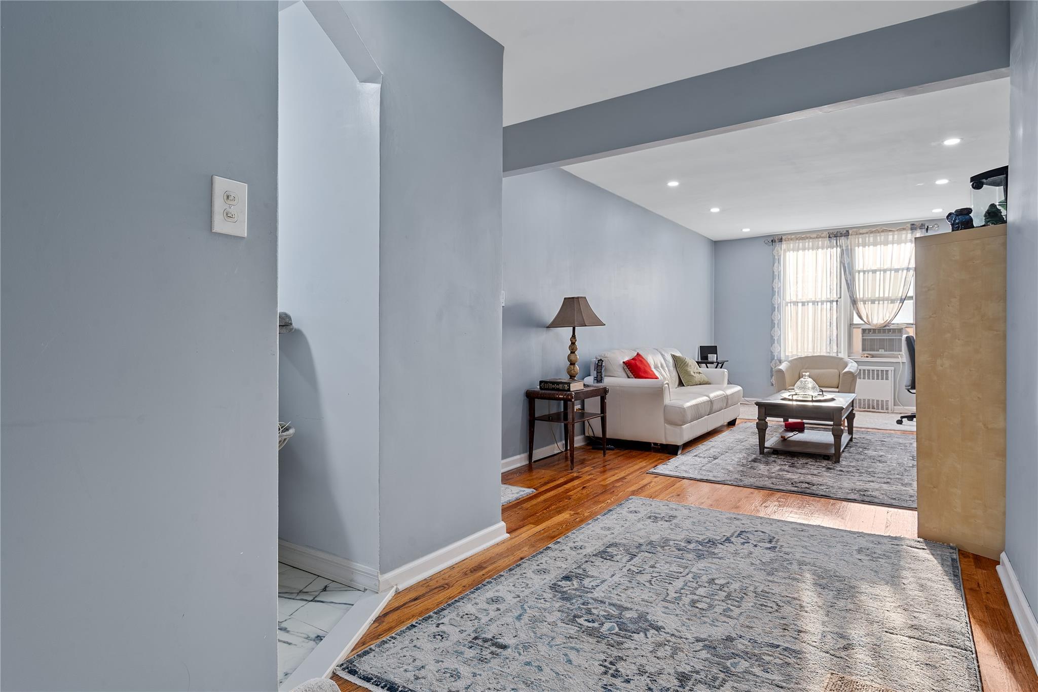 #4 photo, 6730 Clyde Street, Forest Hills , NY 11375