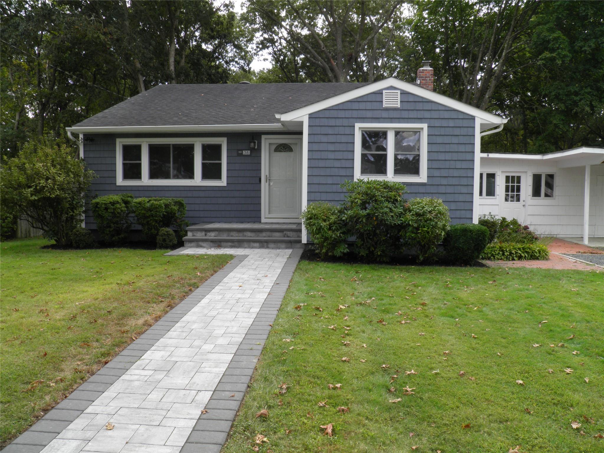 #1 photo, 38 Mobile Street, सफ़ोक काउंटी Sayville , NY 11782