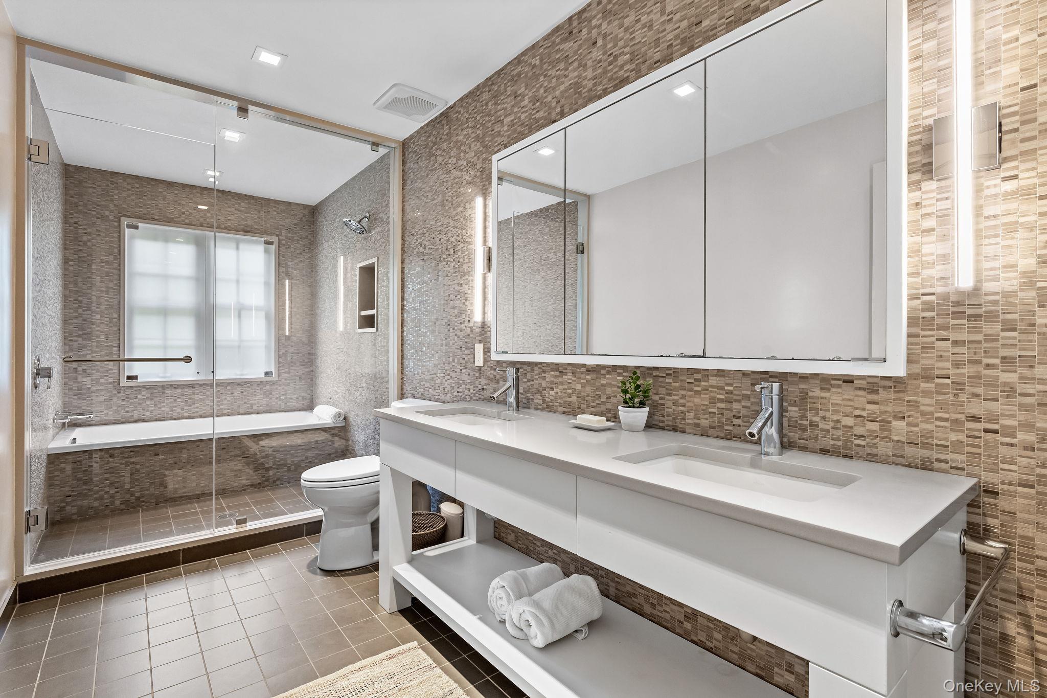 #17 photo, 40 Old Post Road, Bedford Corners , NY 10549