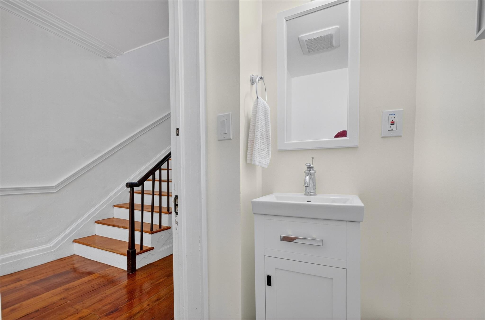 #11 photo, 181 Union Street, Poughkeepsie , NY 12601