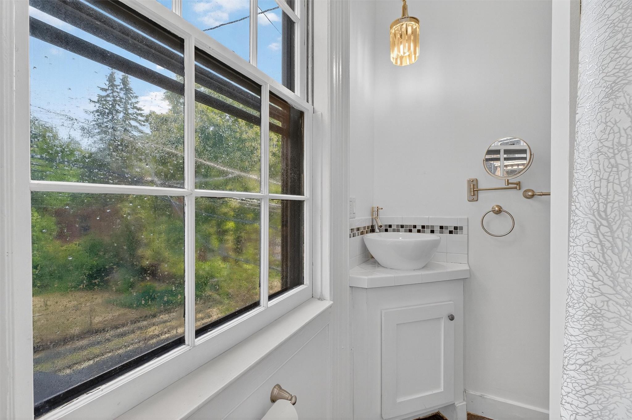 #20 photo, 181 Union Street, Poughkeepsie , NY 12601