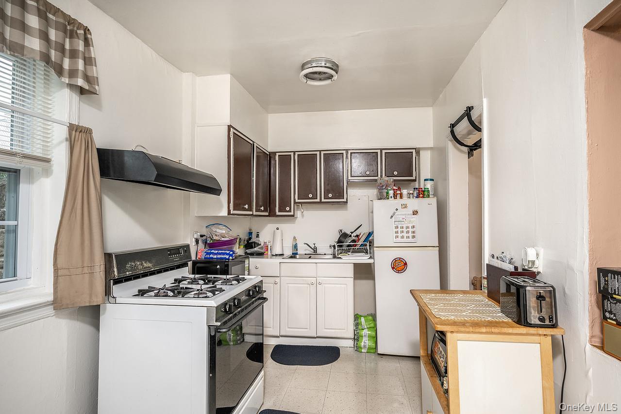 #14 photo, 90 Broadway, Ossining , NY 10562