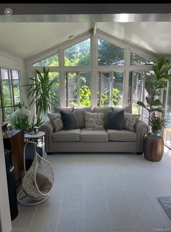 #4 photo, 171 Broadway, Rocky Point , NY 11778