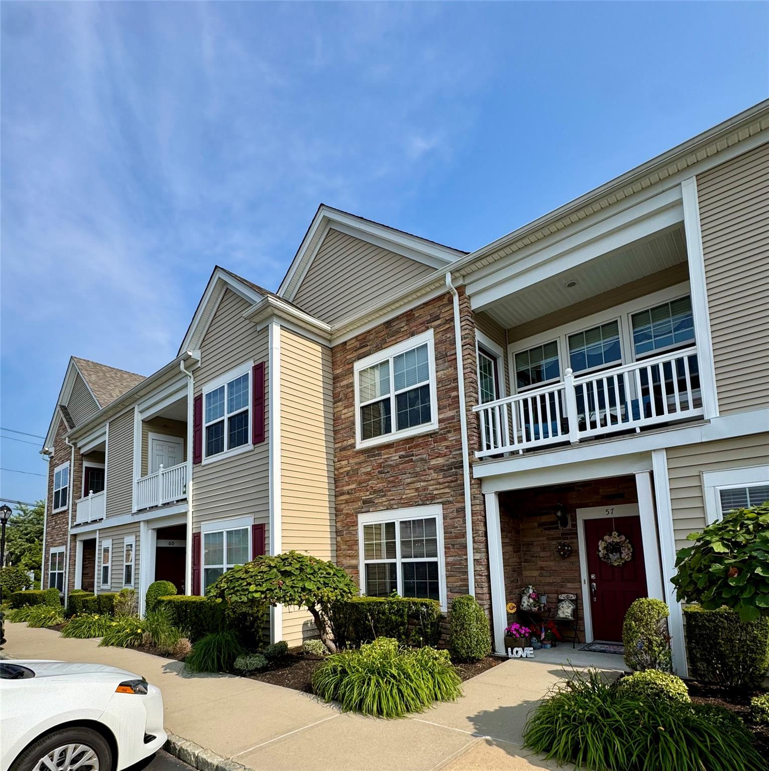 #1 photo, 59 Wexford Lane, नासाउ काउंटी Oceanside , NY 11572