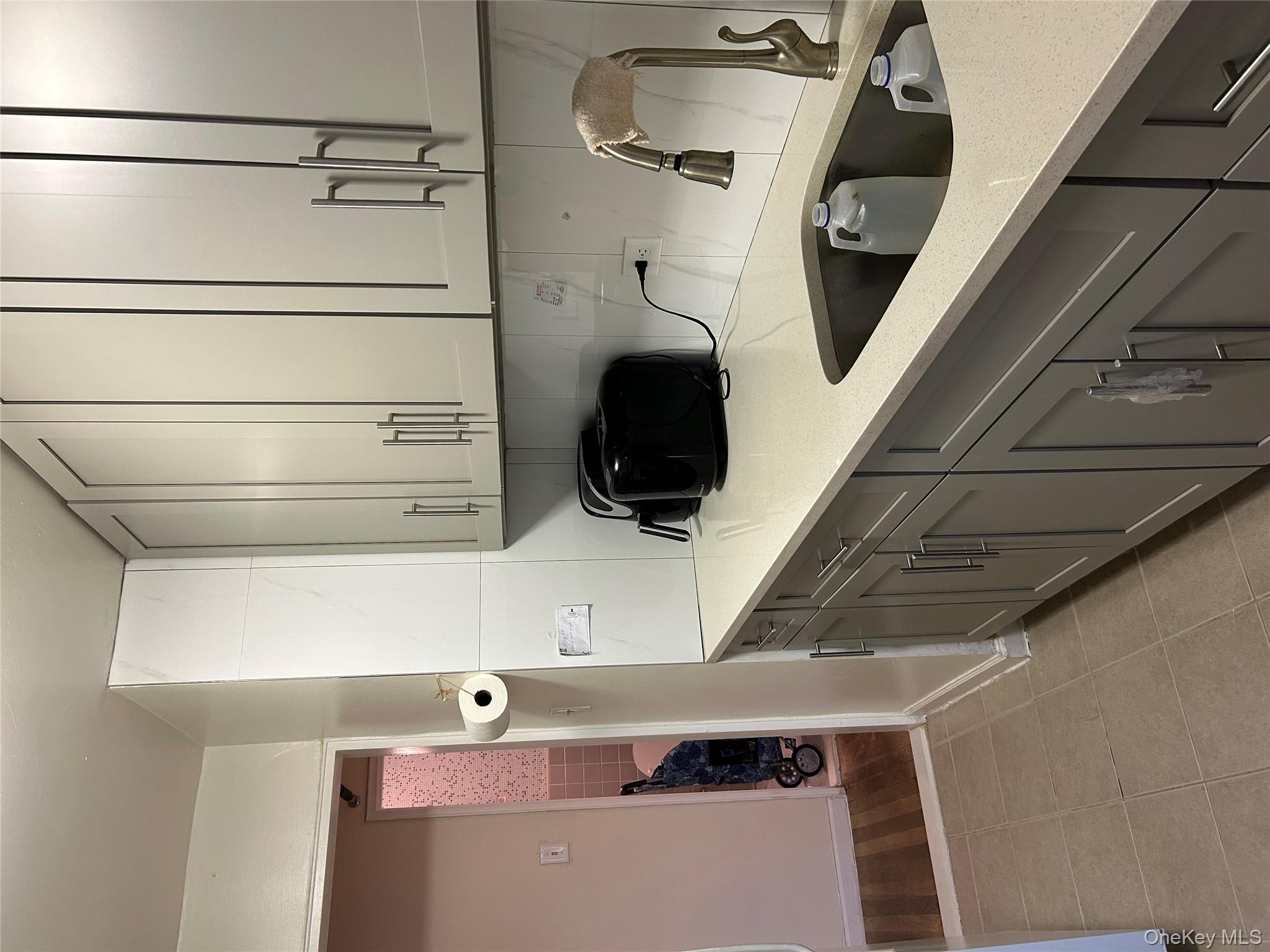 #12 photo, 99-05 59 Avenue, クイーンズ区 Corona , NY 11368