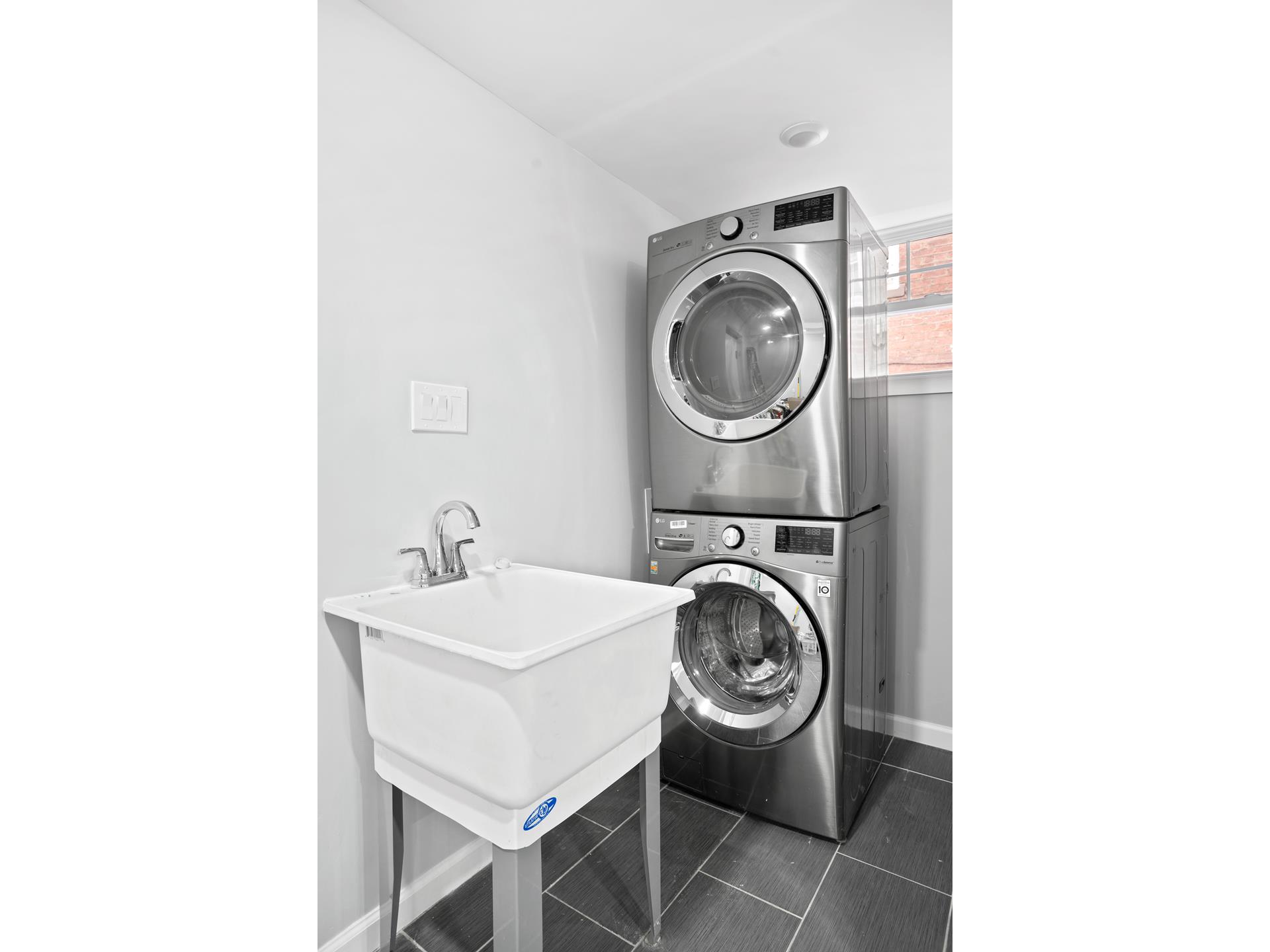 #6 photo, Bronx, ブロンクス区 North Riverdale , NY 10471