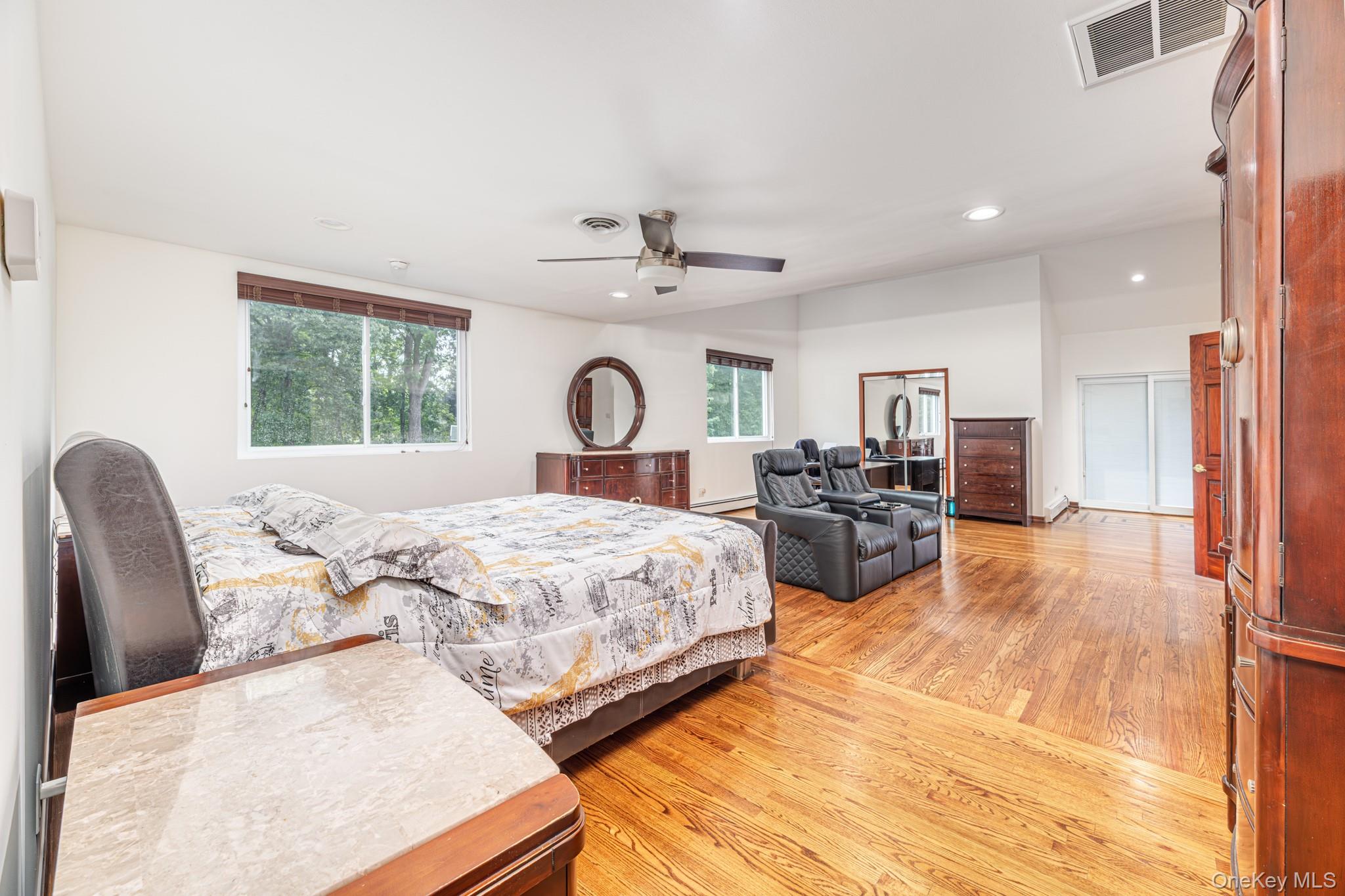 #17 photo, 30 N Lynn Street, Warwick , NY 10990