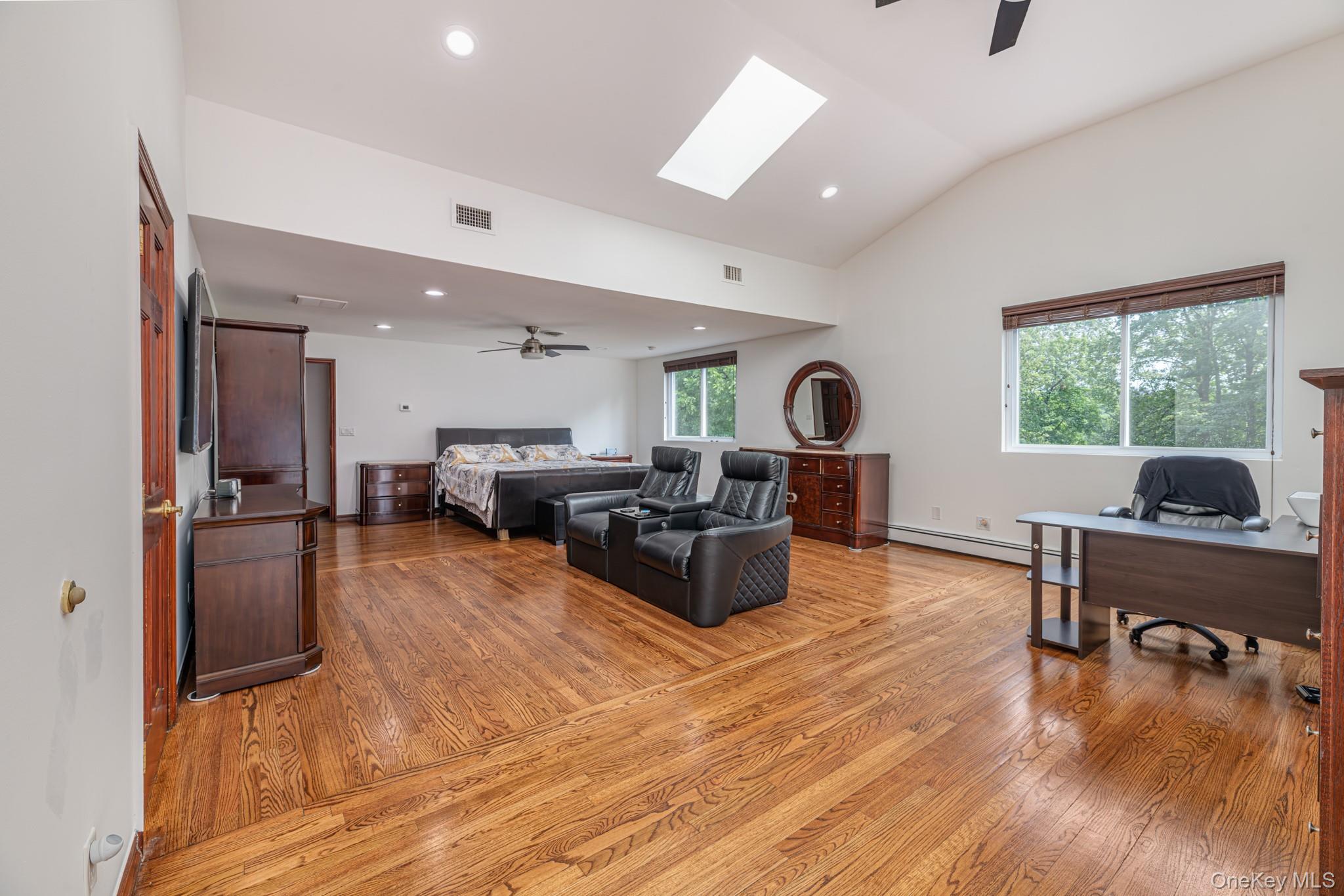 #18 photo, 30 N Lynn Street, Warwick , NY 10990