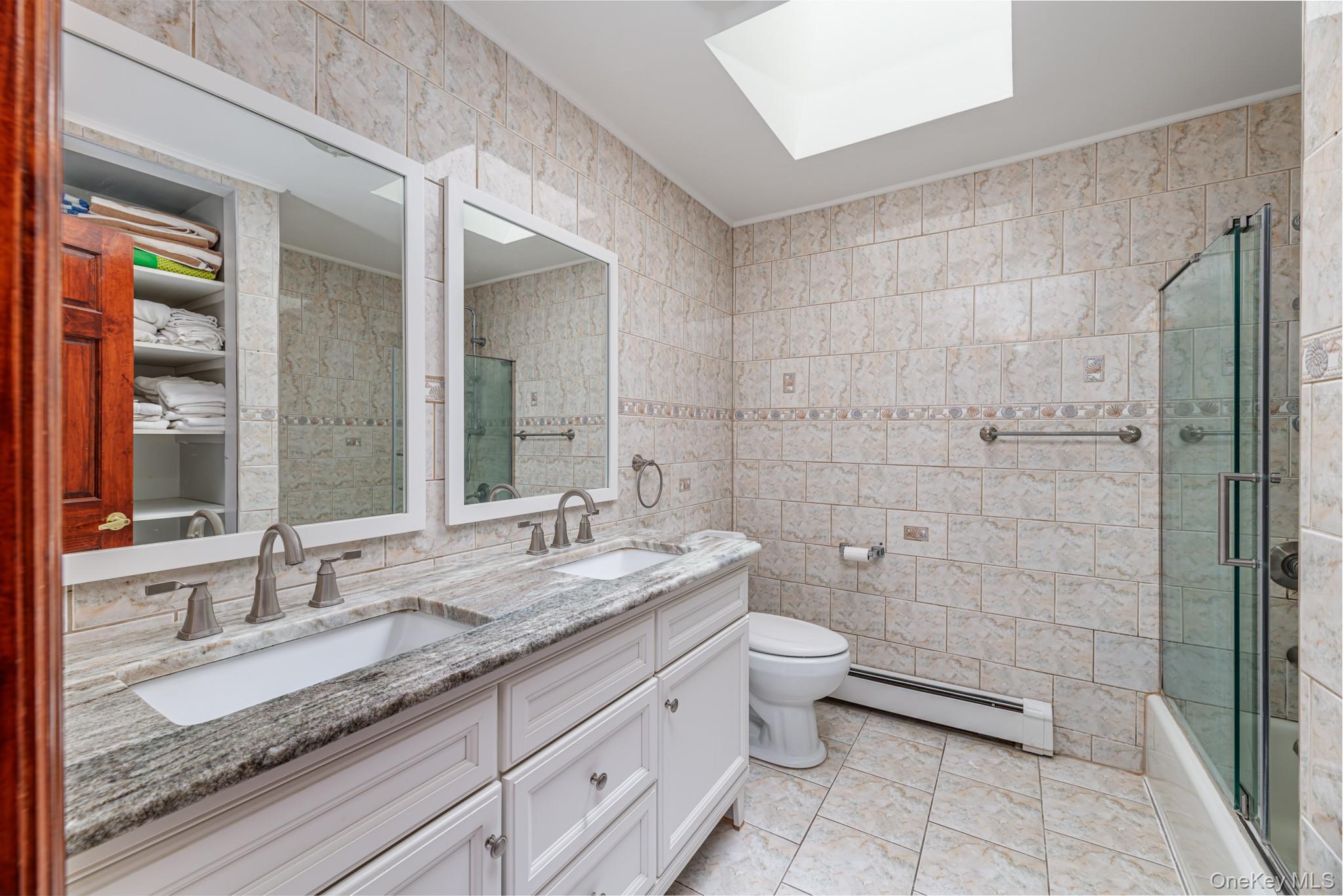 #19 photo, 30 N Lynn Street, Warwick , NY 10990