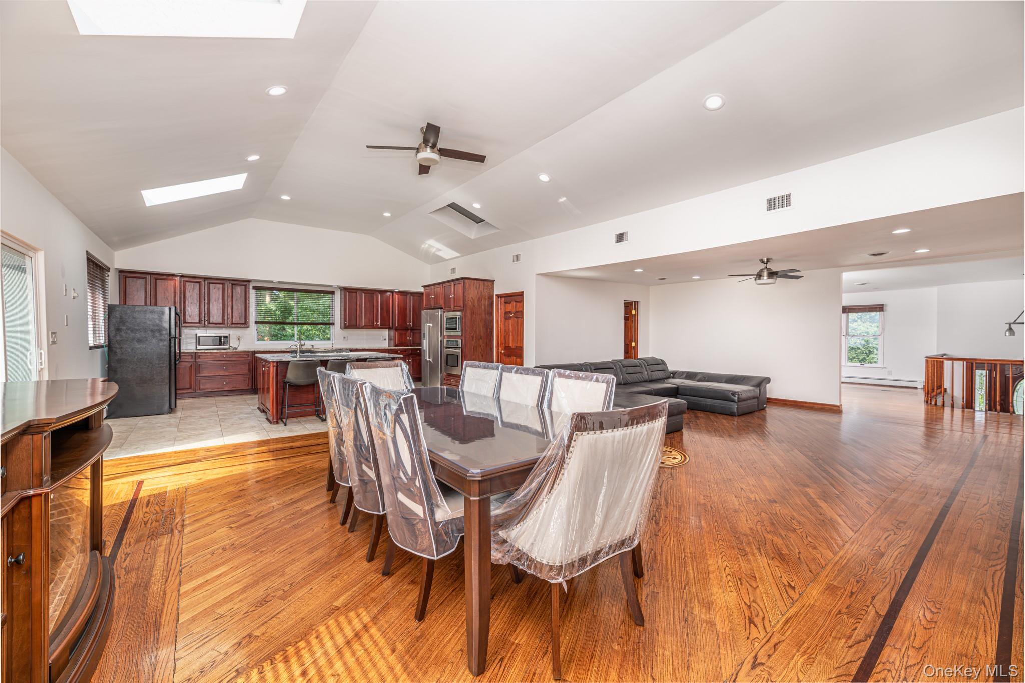 #5 photo, 30 N Lynn Street, Warwick , NY 10990