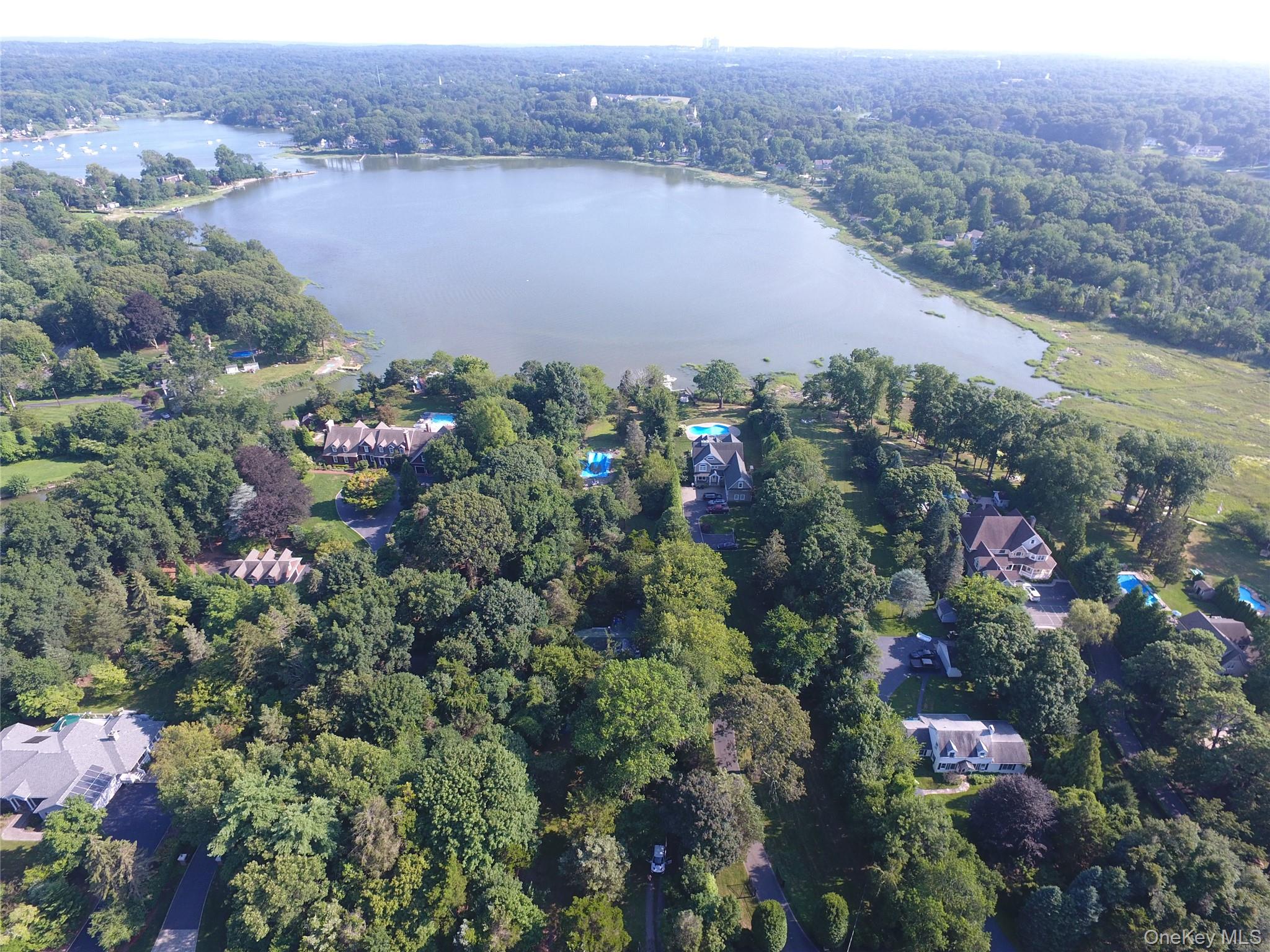 #5 photo, 59 Dyke Road, সাফোক কাউন্টি East Setauket , NY 11733