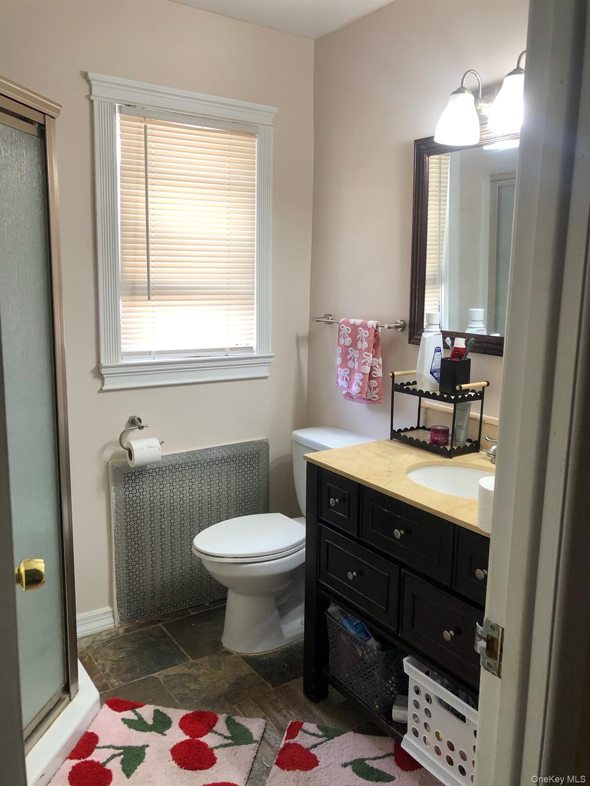 #7 photo, 59 Dunwood Road, Port Washington , NY 11050