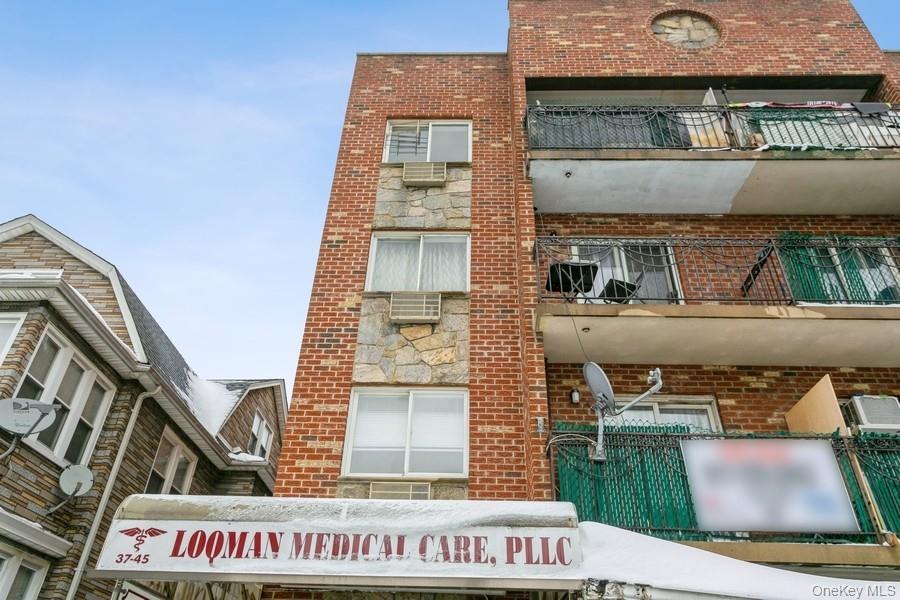 #2 photo, 3745 75th Street, クイーンズ区 Jackson Heights , NY 11372