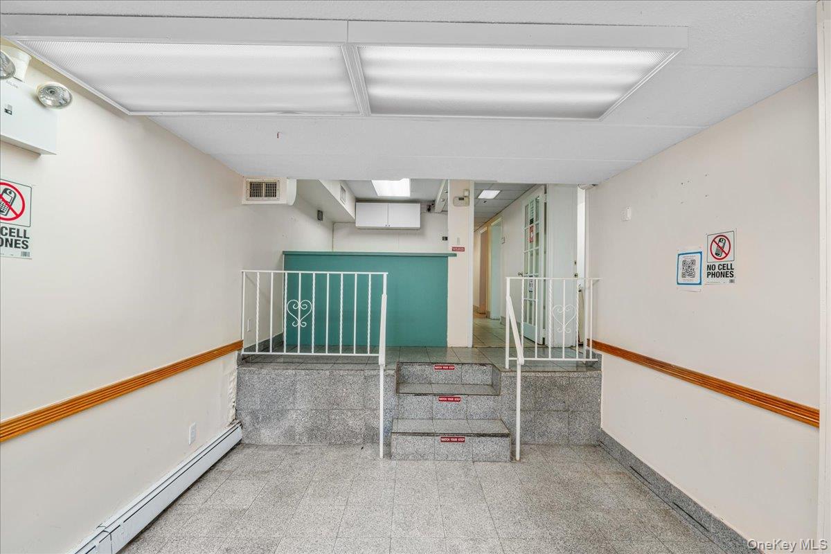 #6 photo, 3745 75th Street, クイーンズ区 Jackson Heights , NY 11372