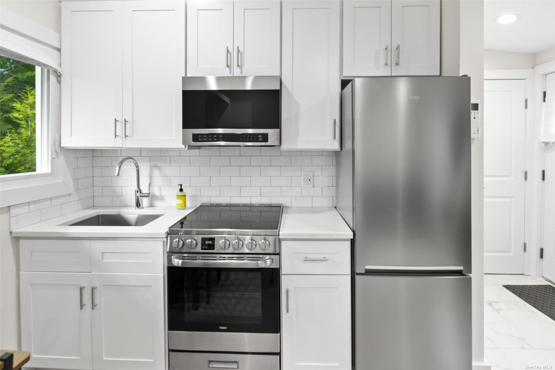 #4 photo, 25 Peters Lane, サフォーク郡 Westhampton Beach , NY 11978