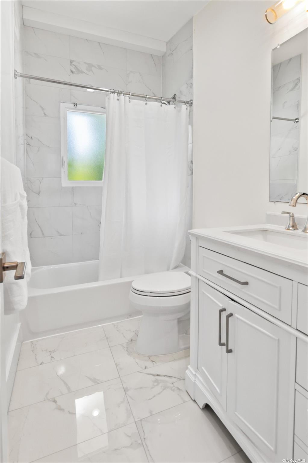 #9 photo, 25 Peters Lane, サフォーク郡 Westhampton Beach , NY 11978