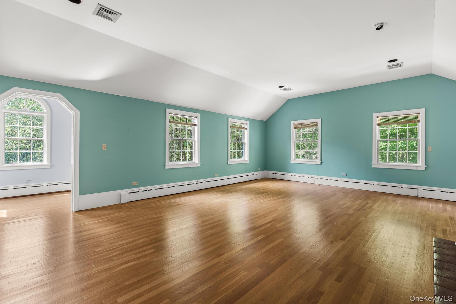 #14 photo, 81 Glendale Road, Ossining , NY 10562