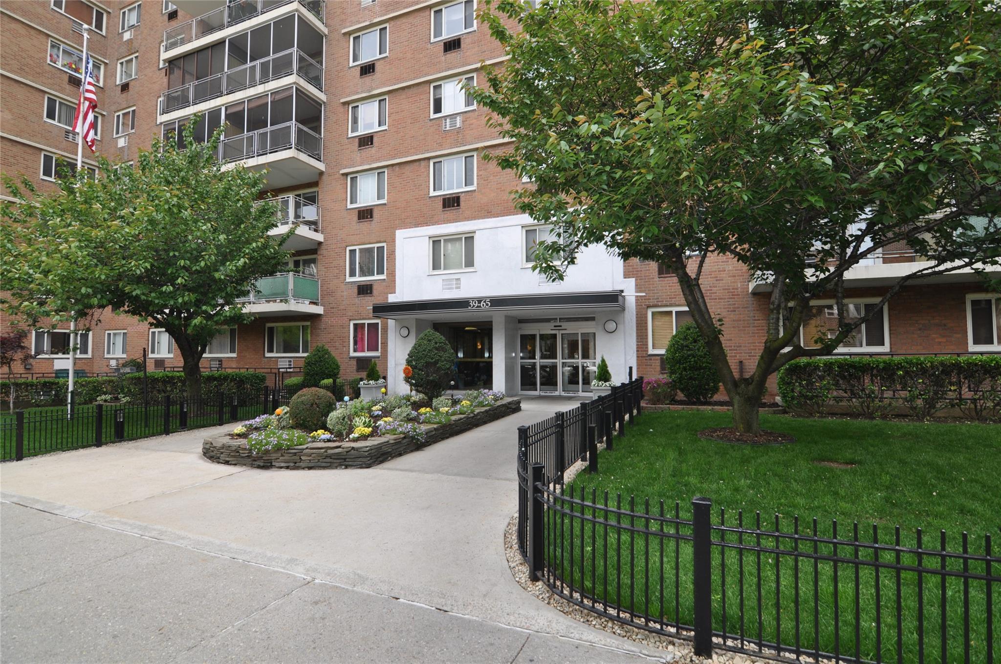 #1 photo, 39-65 52nd Street, 皇后區 木邊 Woodside , NY 11377