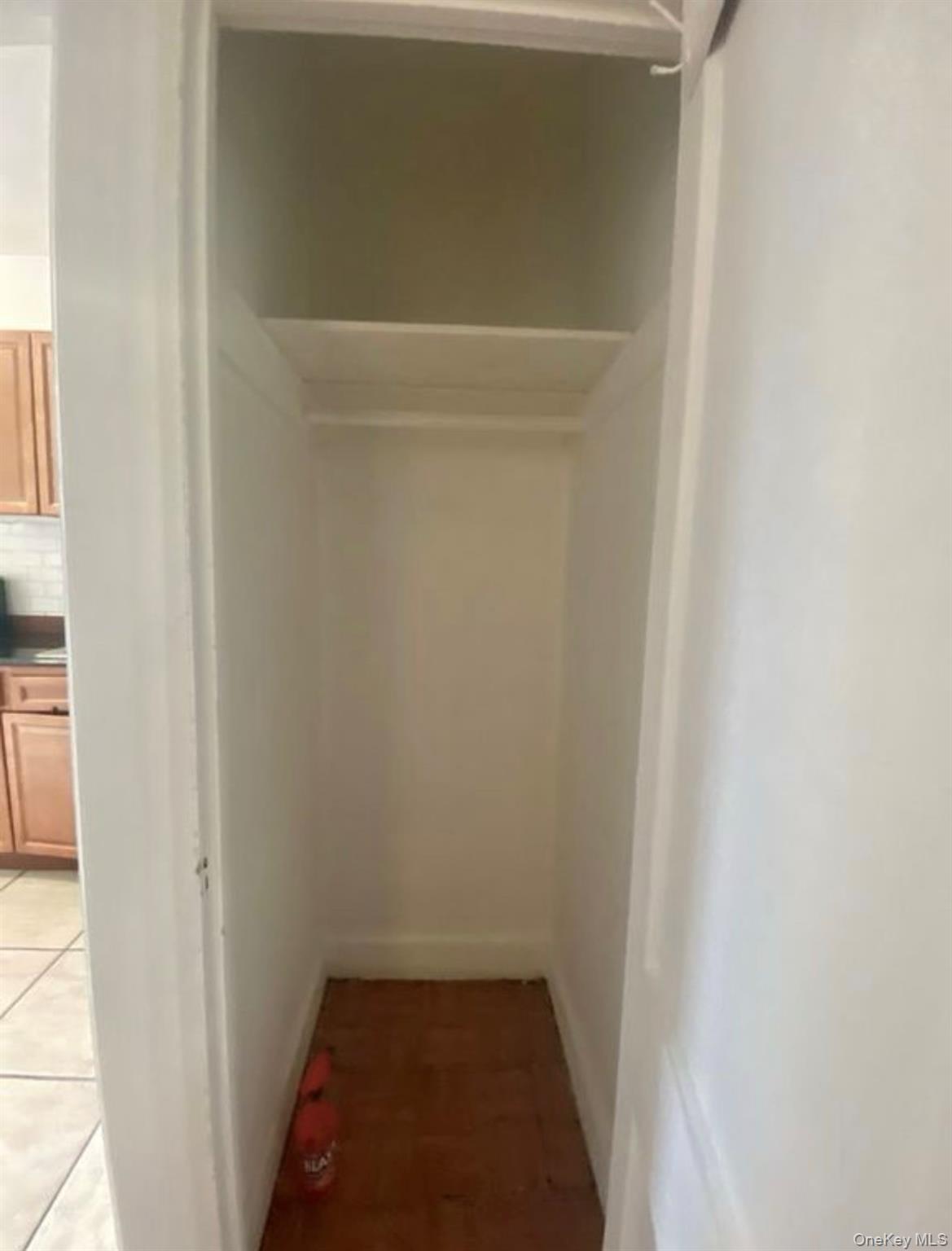 #6 photo, 5024 39th Place, クイーンズ区 Sunnyside , NY 11104