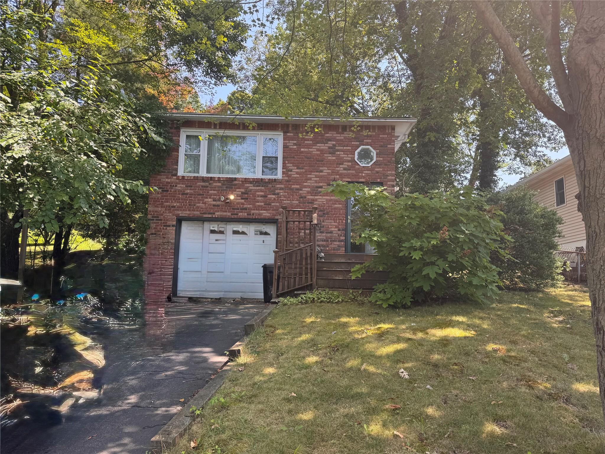 #1 photo, 286 Railroad Avenue, Pearl River , NY 10965