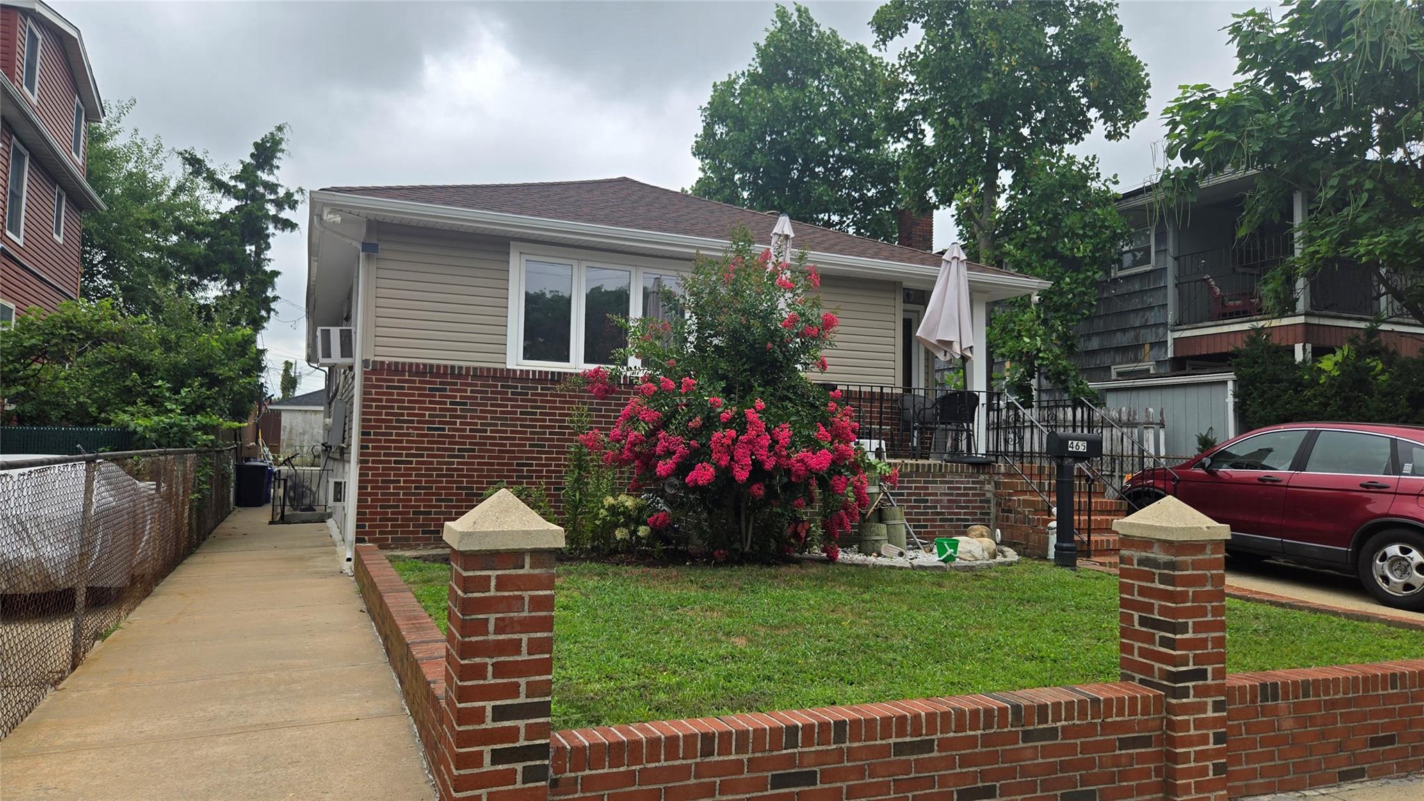 #1 photo, 465 Magnolia Boulevard, Long Beach , NY 11561