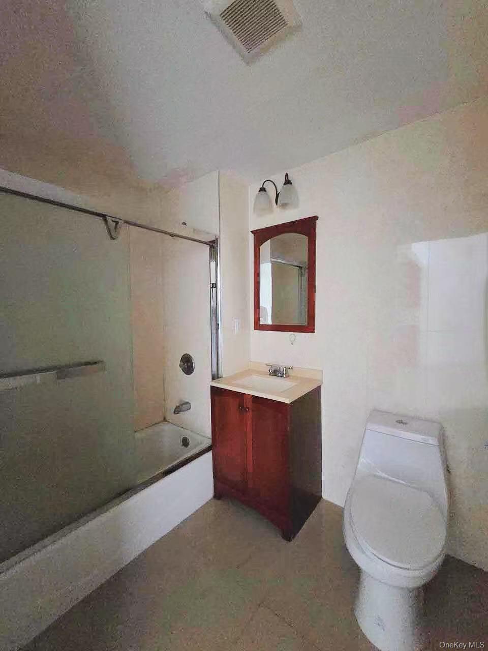 #7 photo, 71-66 Parsons Boulevard, Flushing , NY 11365