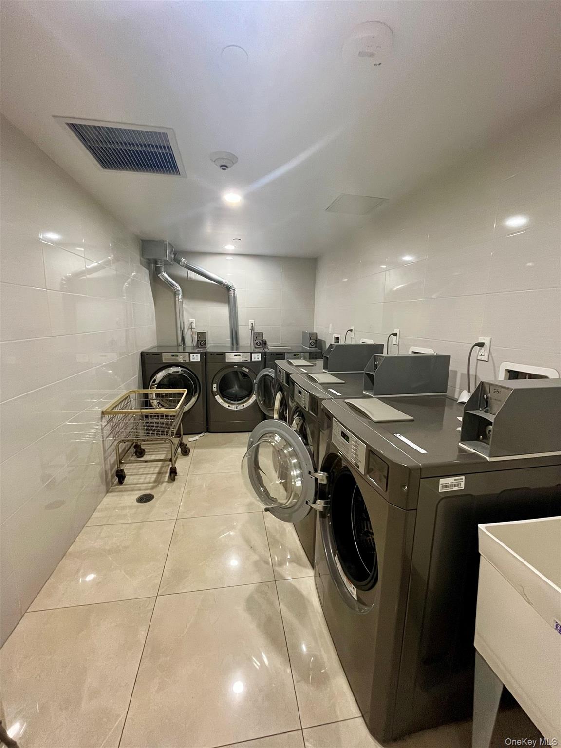 #14 photo, 869 57th Street, ブルックリン区 Brooklyn , NY 11220