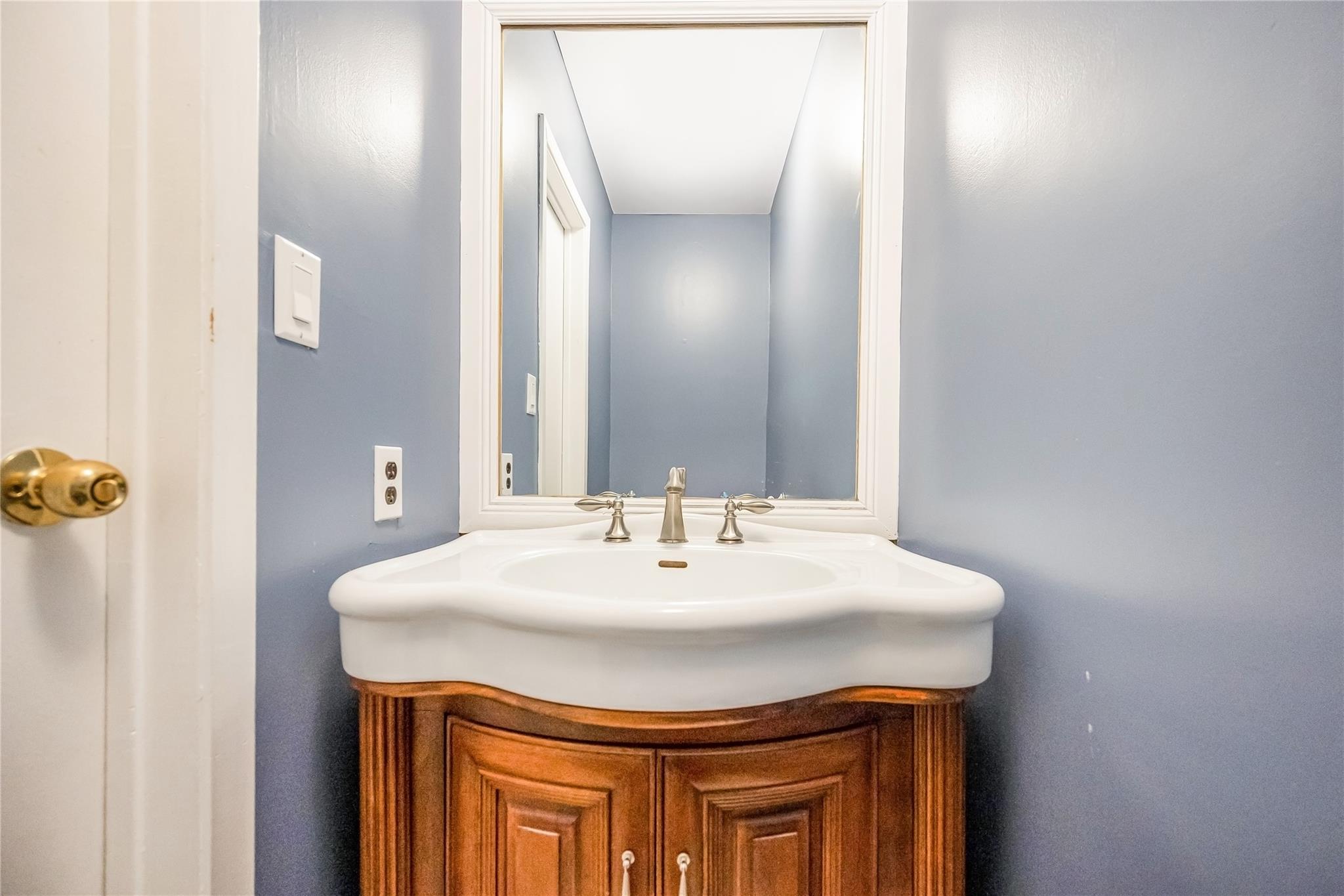 #5 photo, 116 Westend Avenue, ナッソー郡 Freeport , NY 11520