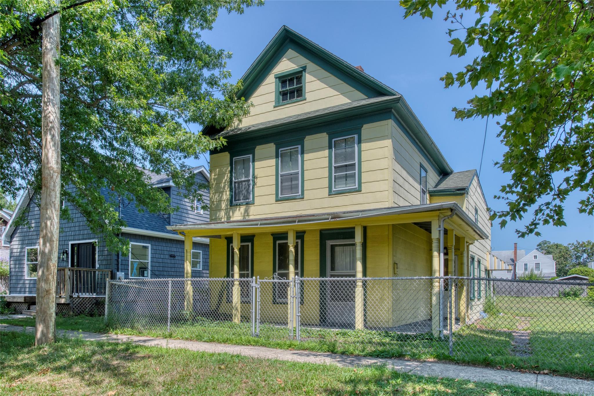 #1 photo, 330 2nd Street, सफ़ोक काउंटी Greenport , NY 11944