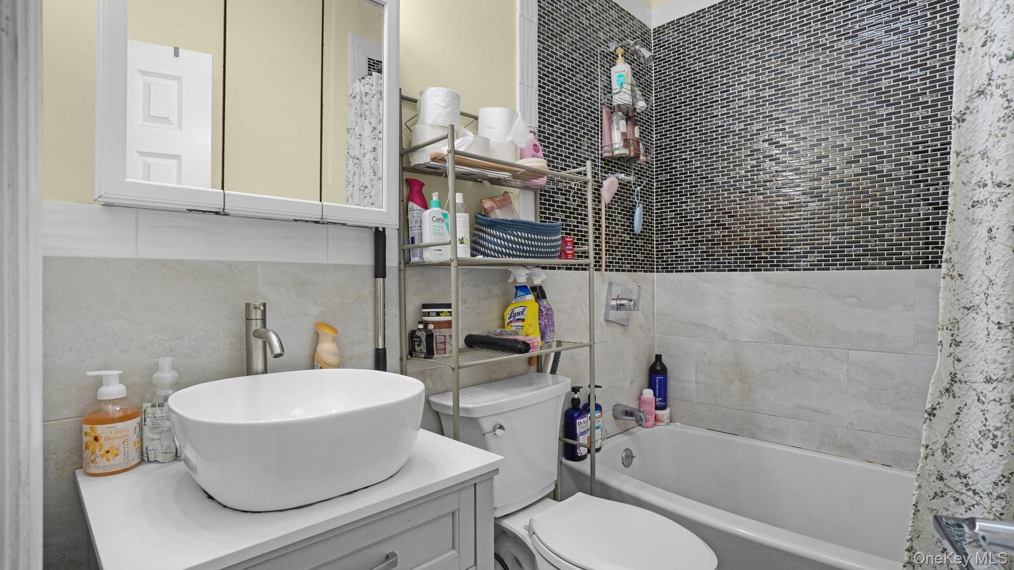 #12 photo, 2476 Linden Boulevard, Brooklyn , NY 11208