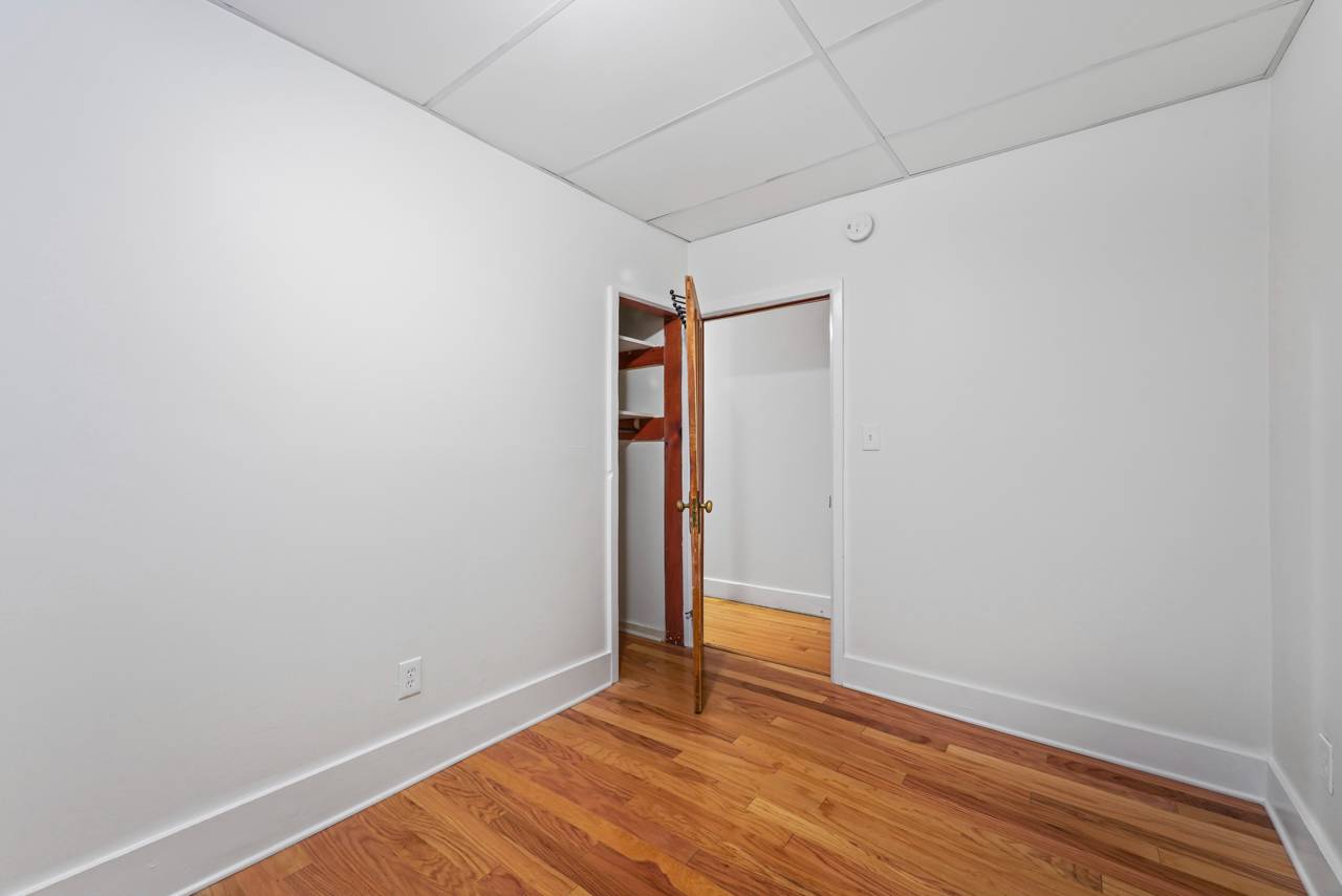 #9 photo, 33 Franklin St, #3, Saratoga Springs , NY 12866