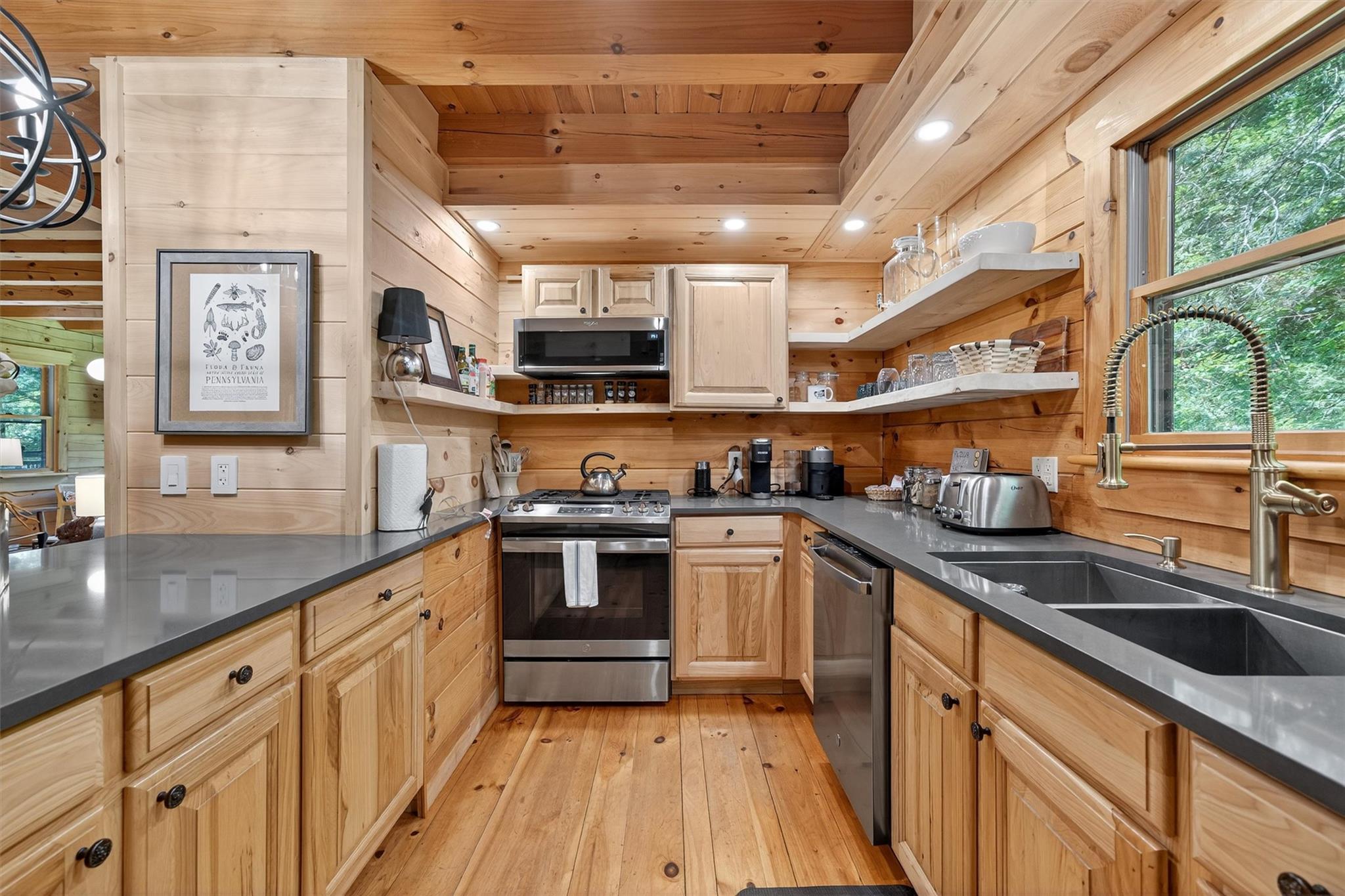 #19 photo, 353 John Davis Road, Call Listing Agent , PA 18443