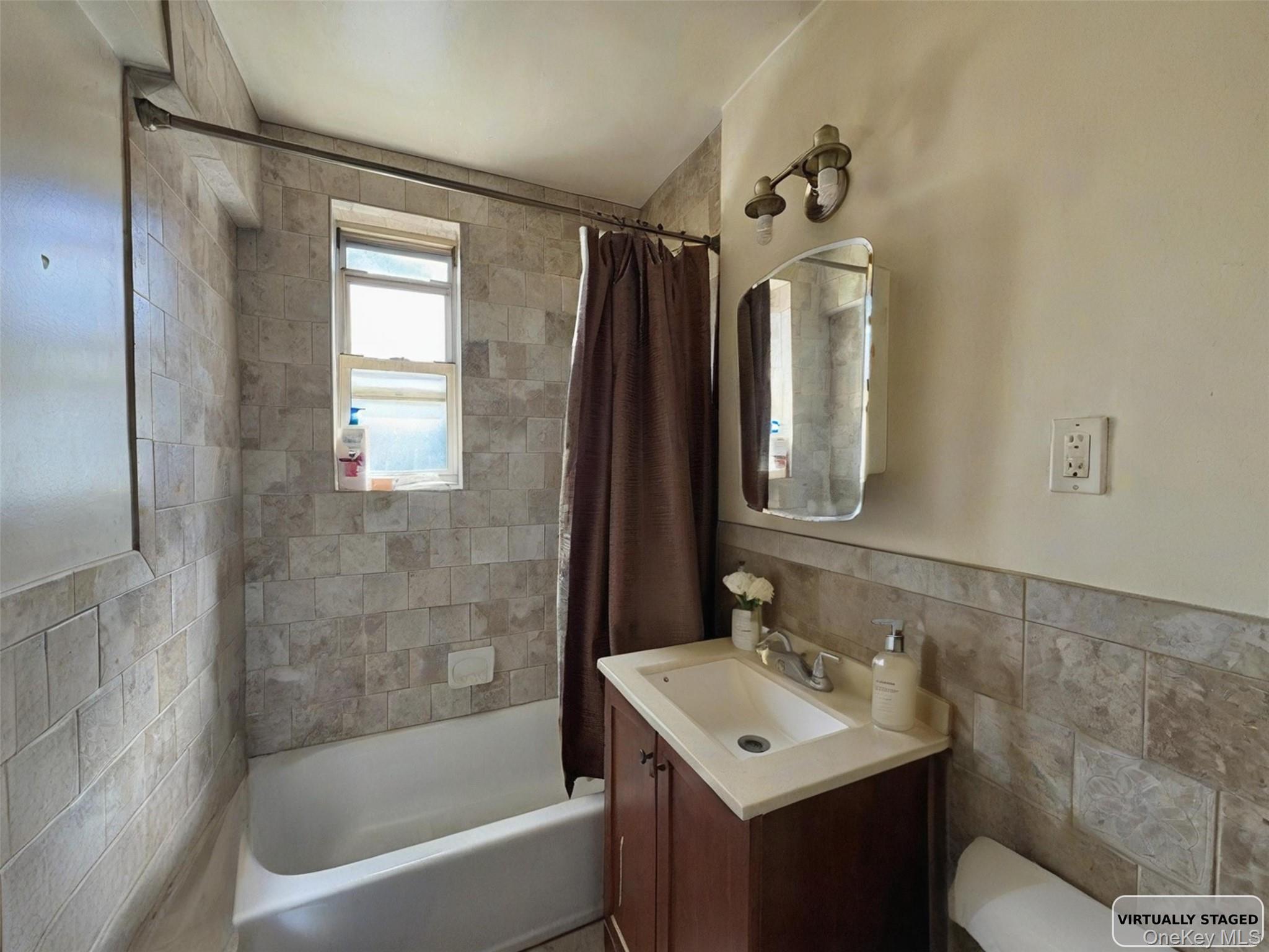 #5 photo, 27-04 parsons Boulevard, クイーンズ区 Flushing , NY 11354