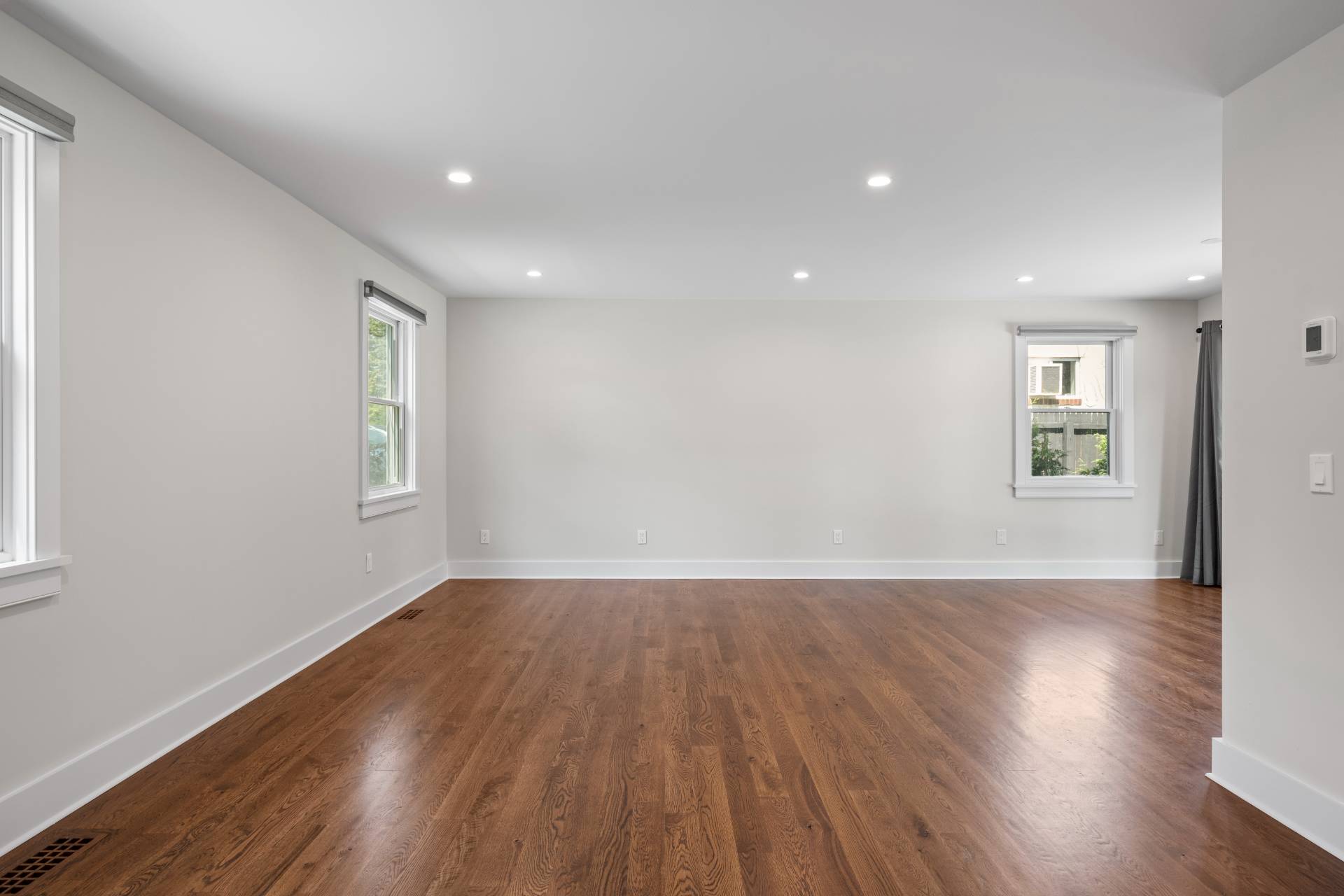 #4 photo, 647 Montauk Highway, サフォーク郡 East Quogue , NY 11942