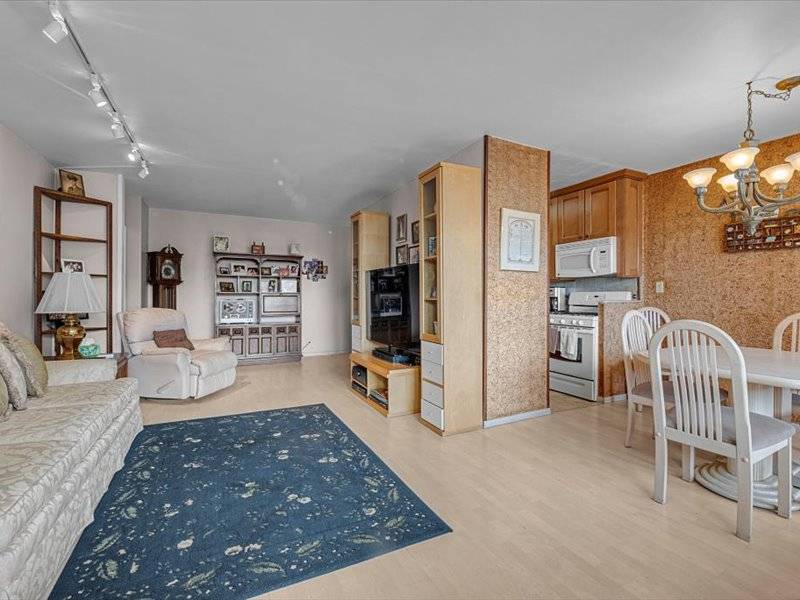#3 photo, 464 Neptune Ave, #17B, Coney Island , NY 11224