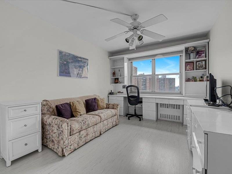 #9 photo, 464 Neptune Ave, #17B, Coney Island , NY 11224