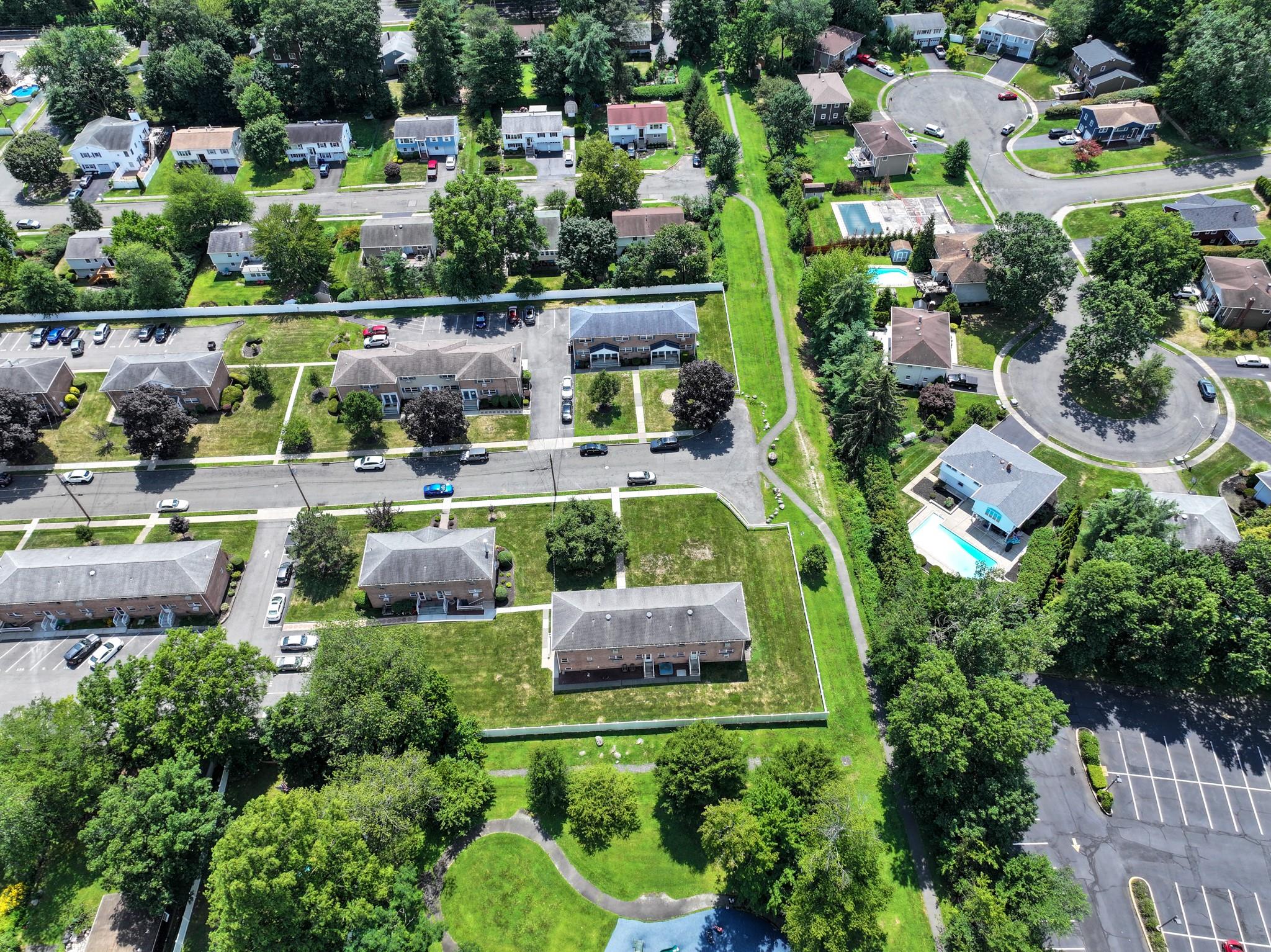 #19 photo, 167 Meyer Oval, Pearl River , NY 10965