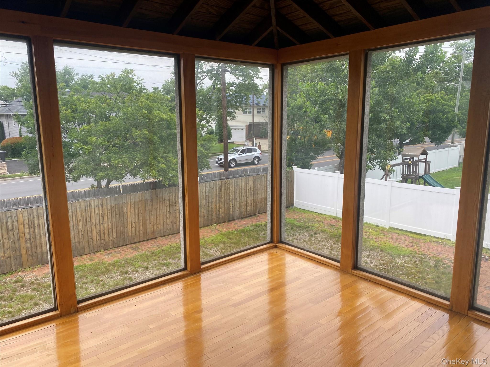 #19 photo, 988 Westwood Road, ナッソー郡 Woodmere , NY 11598