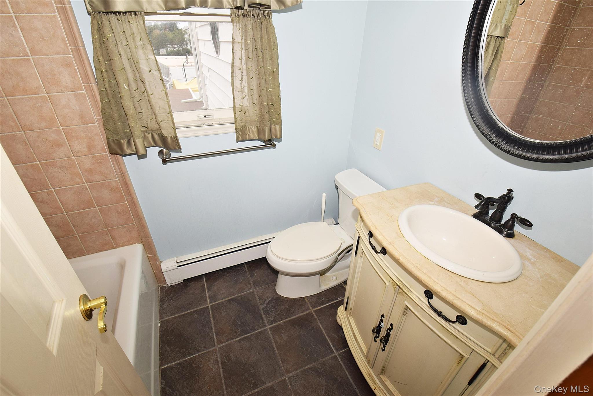 #1 photo, 15 N Crescent Drive, East Farmingdale , NY 11735