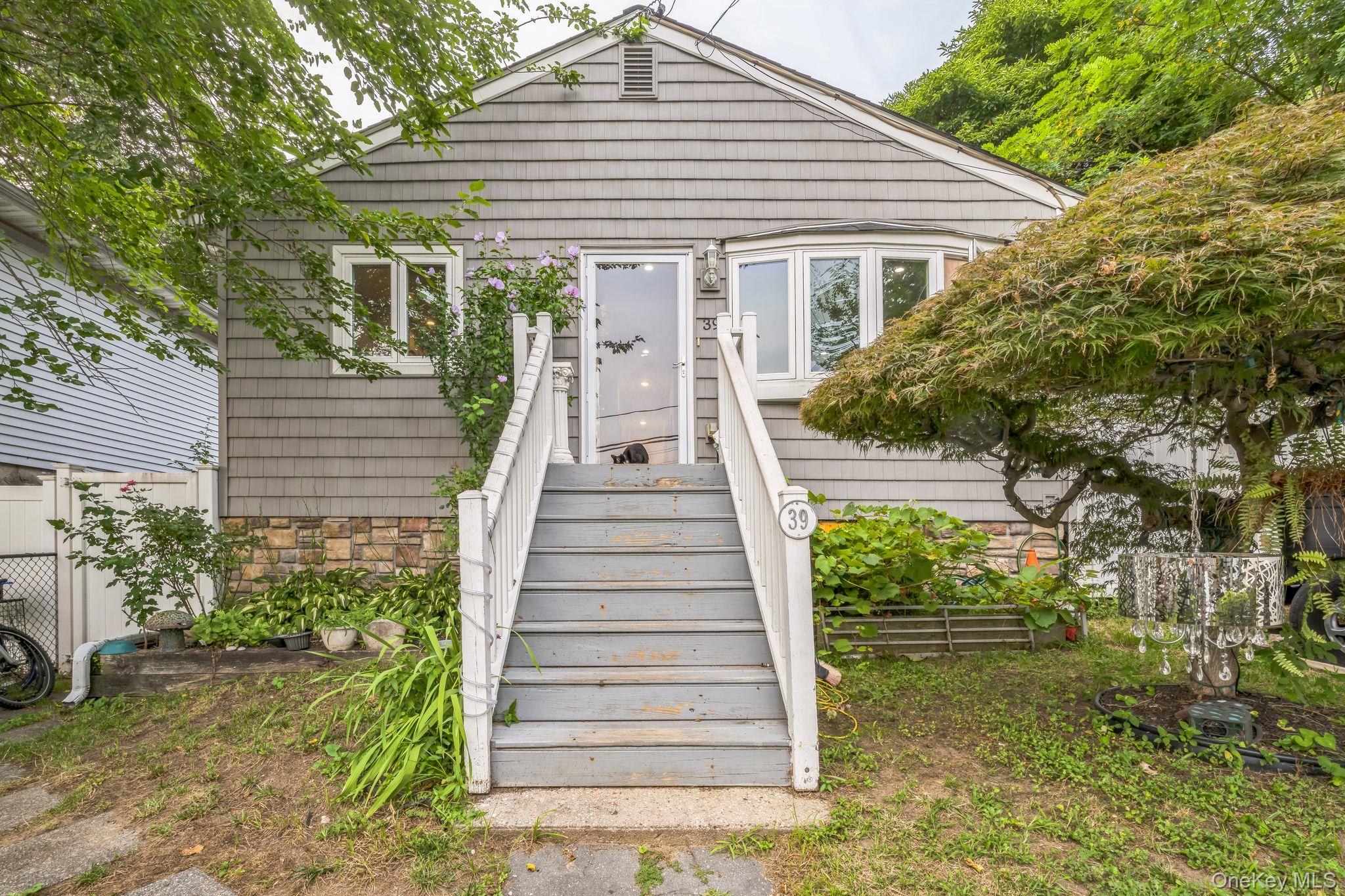 #1 photo, 39 Willow Road, Rocky Point , NY 11778